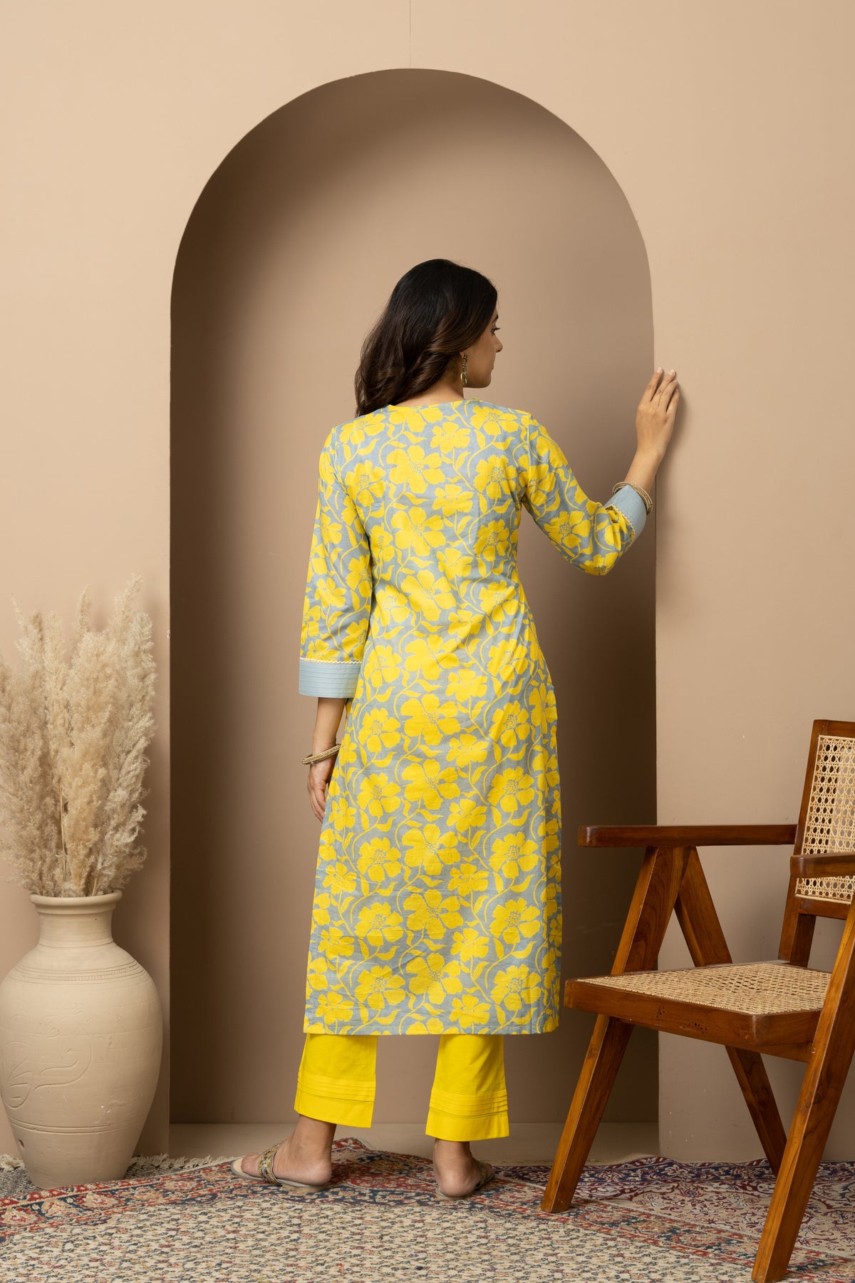 Amaltas bloom- Grey and yellow flower print kurta with yellow straight pants