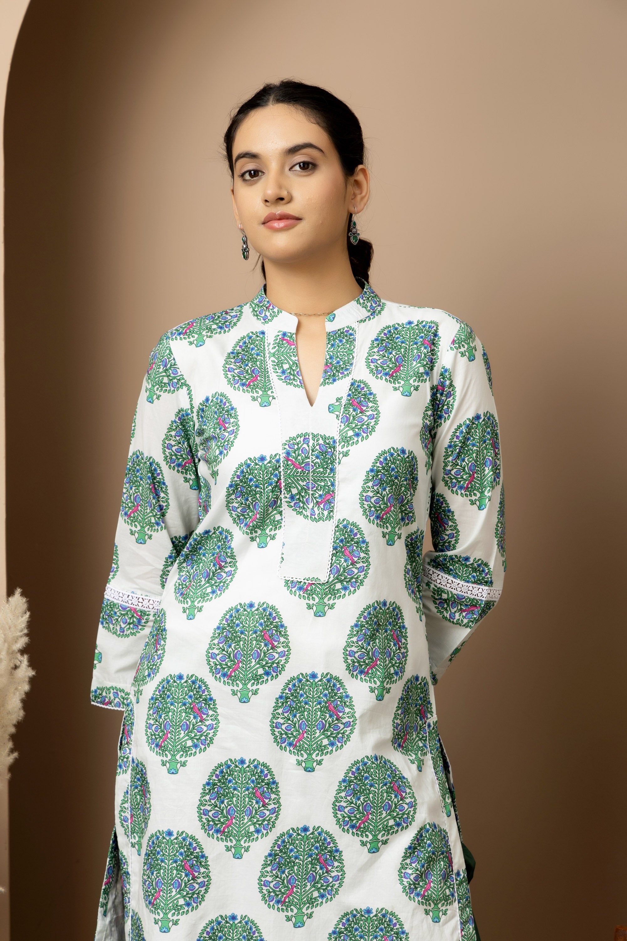 Ivory forest Bloom - White cotton tree print kurta