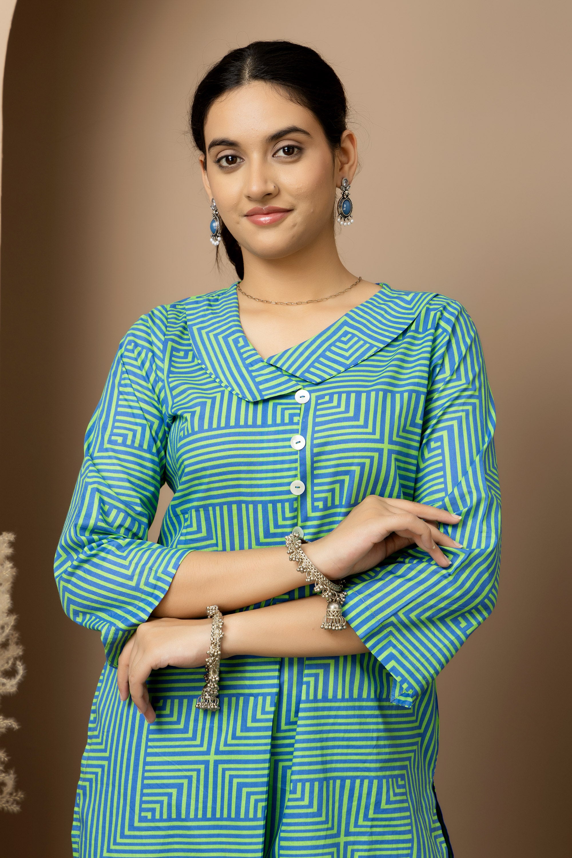 Spring Maze - Green and cobalt blue geometric print cotton kurta