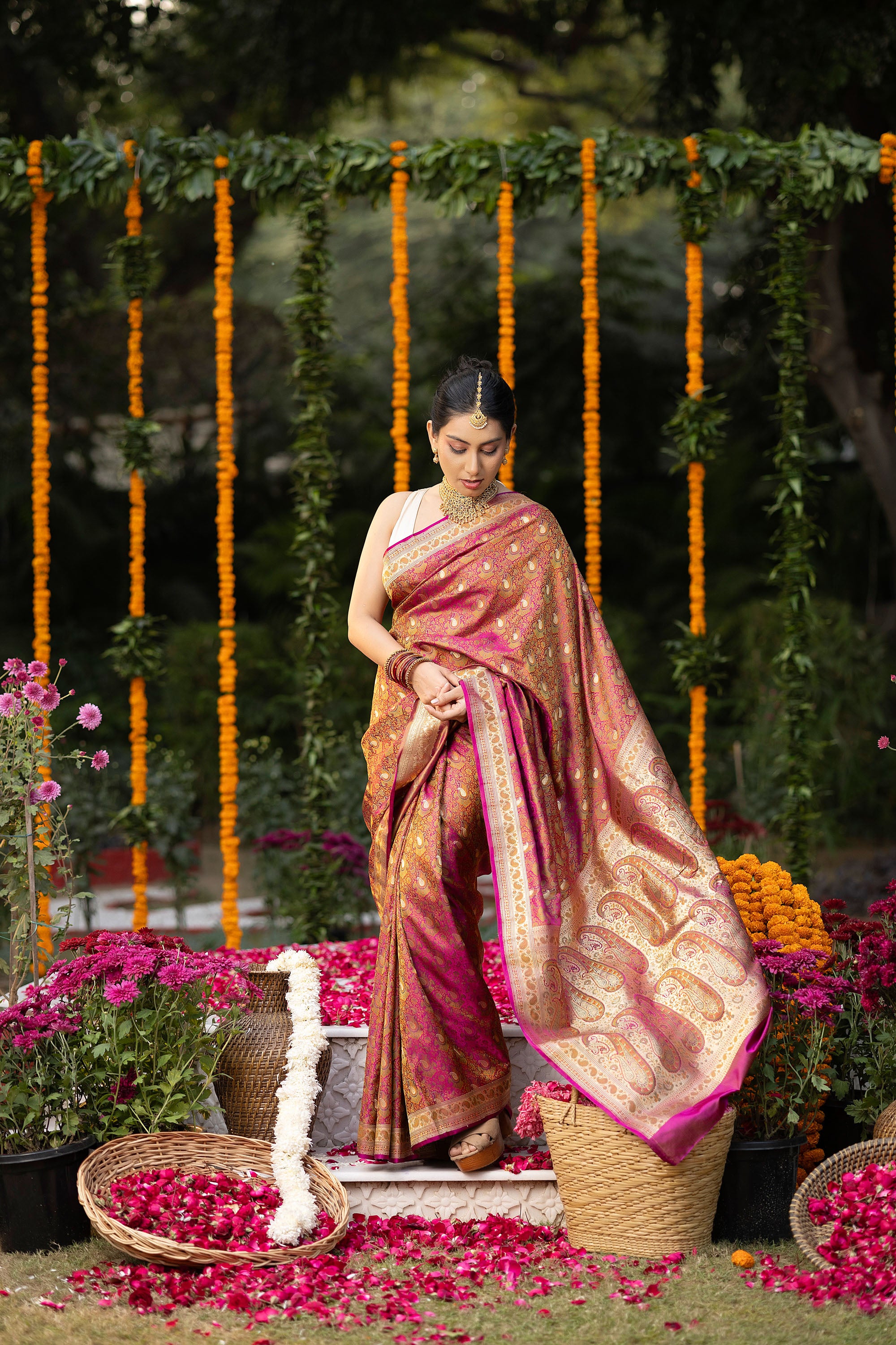 Banarasi pure silk red-pink Tanchui saree with intricate Resham weaving and small zari Buti