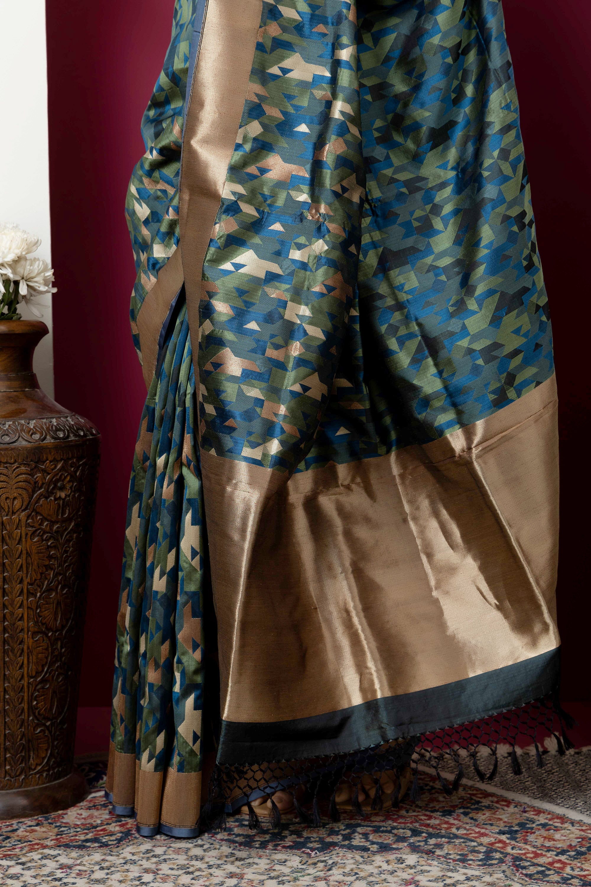Banarasi pure silk rich Green Tanchui saree with intricate Resham weaving and some zari work