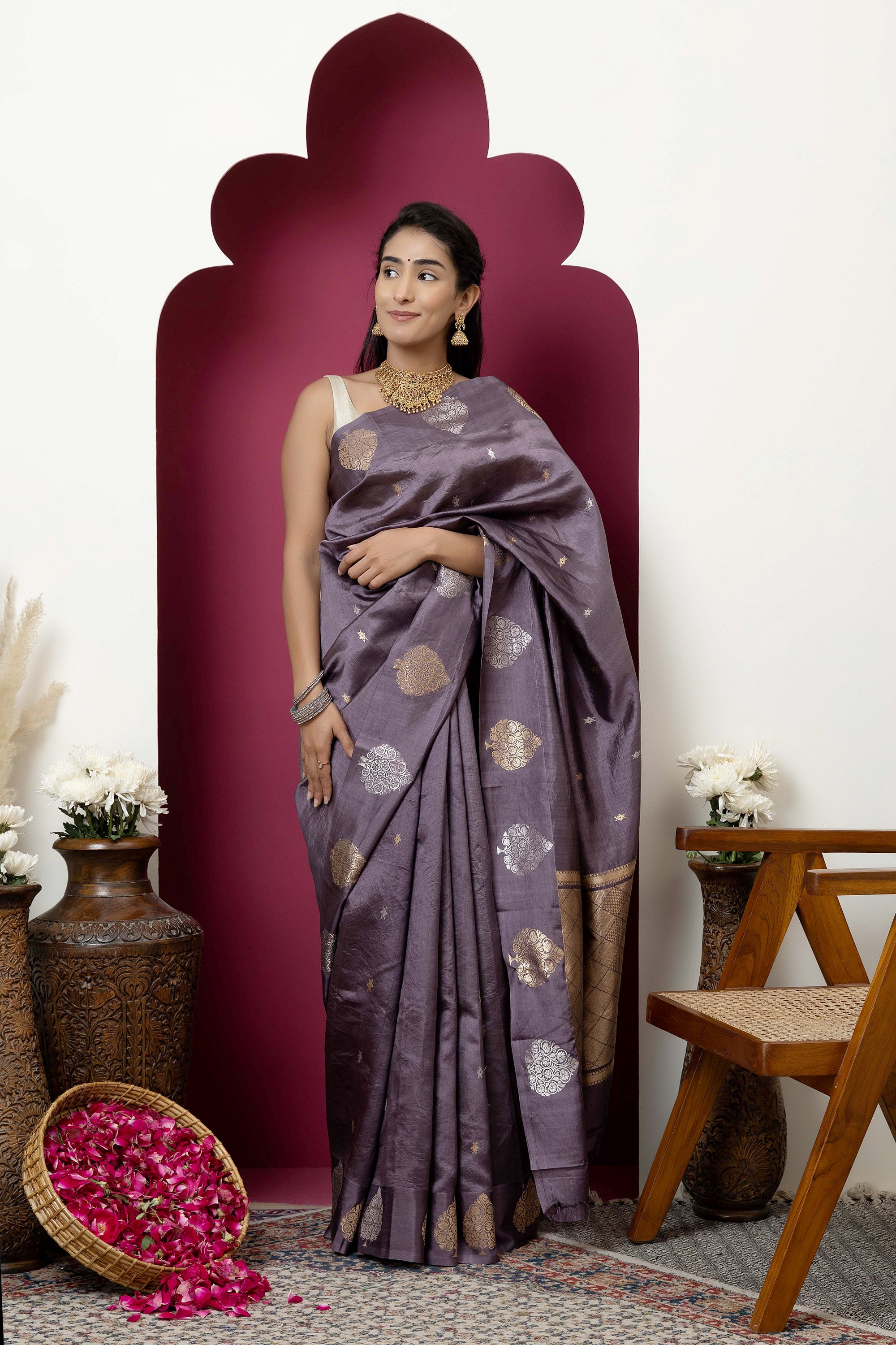 Banarasi Handloom mauve-grey pure silk saree with large buta on the border, small bute all over and zari border