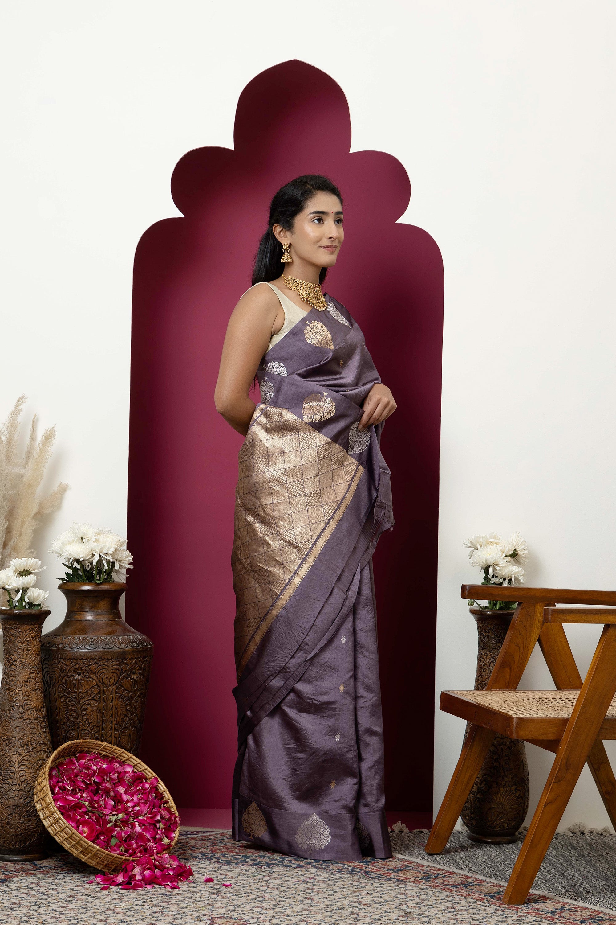 Banarasi Handloom mauve-grey pure silk saree with large buta on the border, small bute all over and zari border