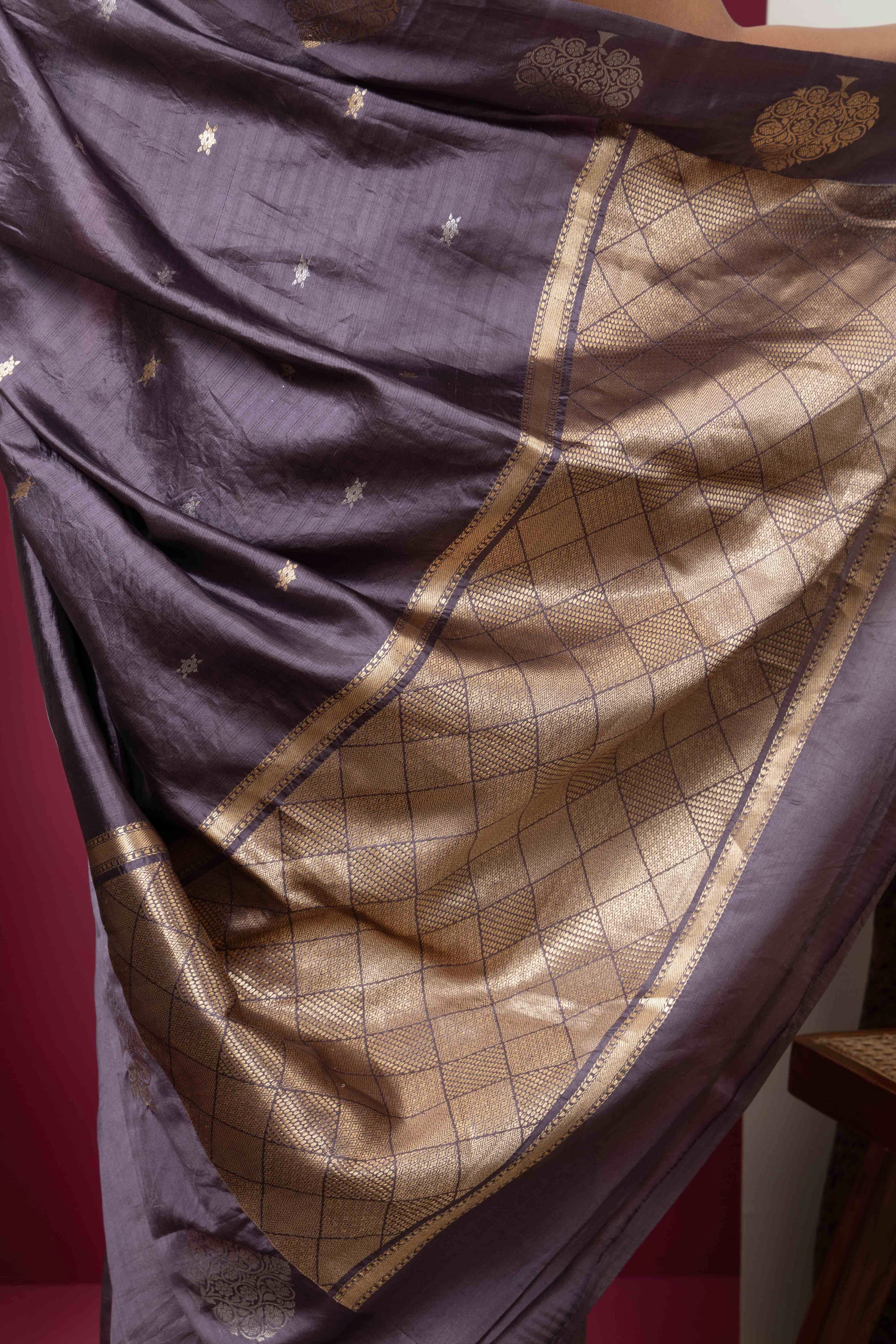 Banarasi Handloom mauve-grey pure silk saree with large buta on the border, small bute all over and zari border