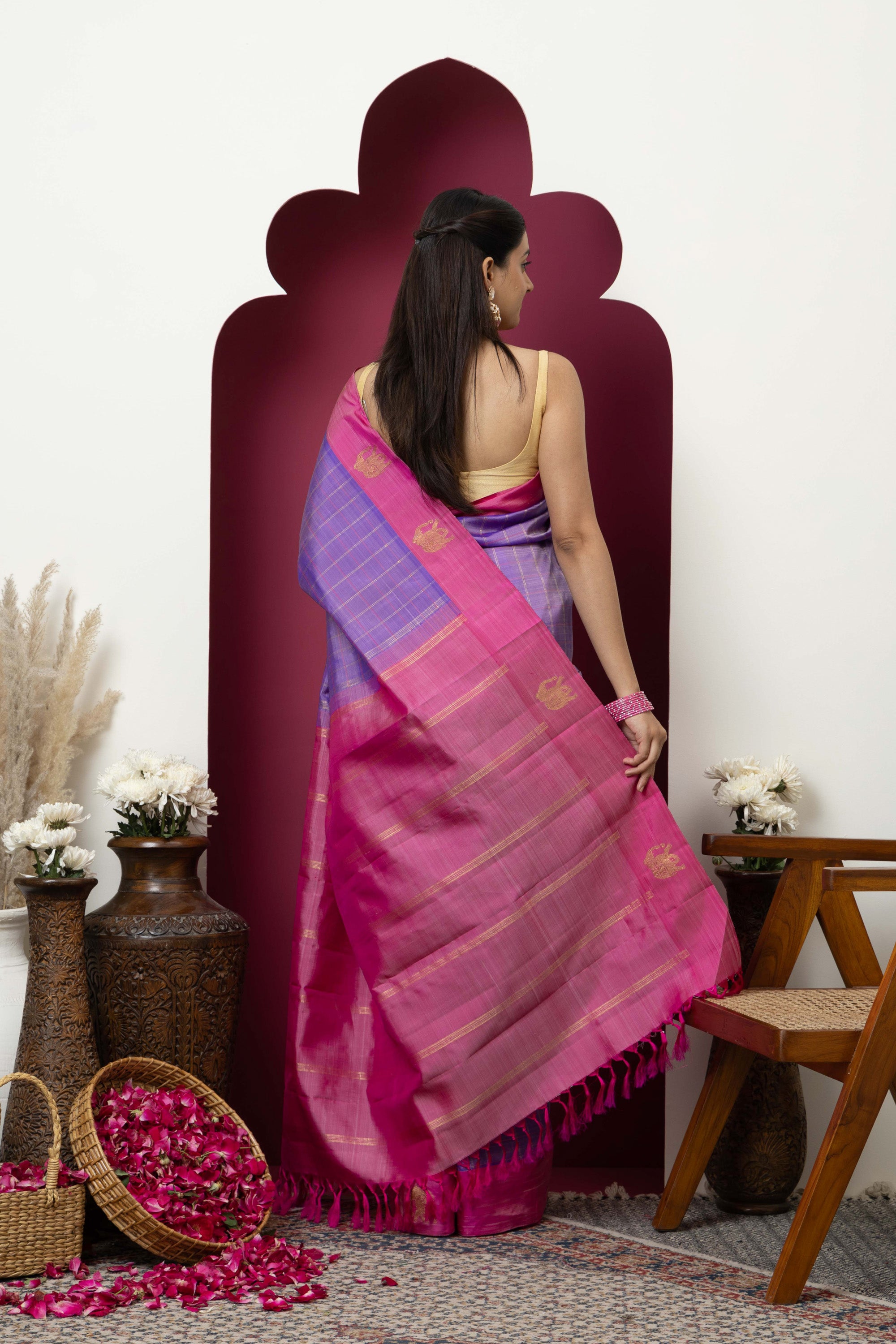 Kanjivaram handloom pure silk pure zari saree with lavender body and contrast pink border and pallu