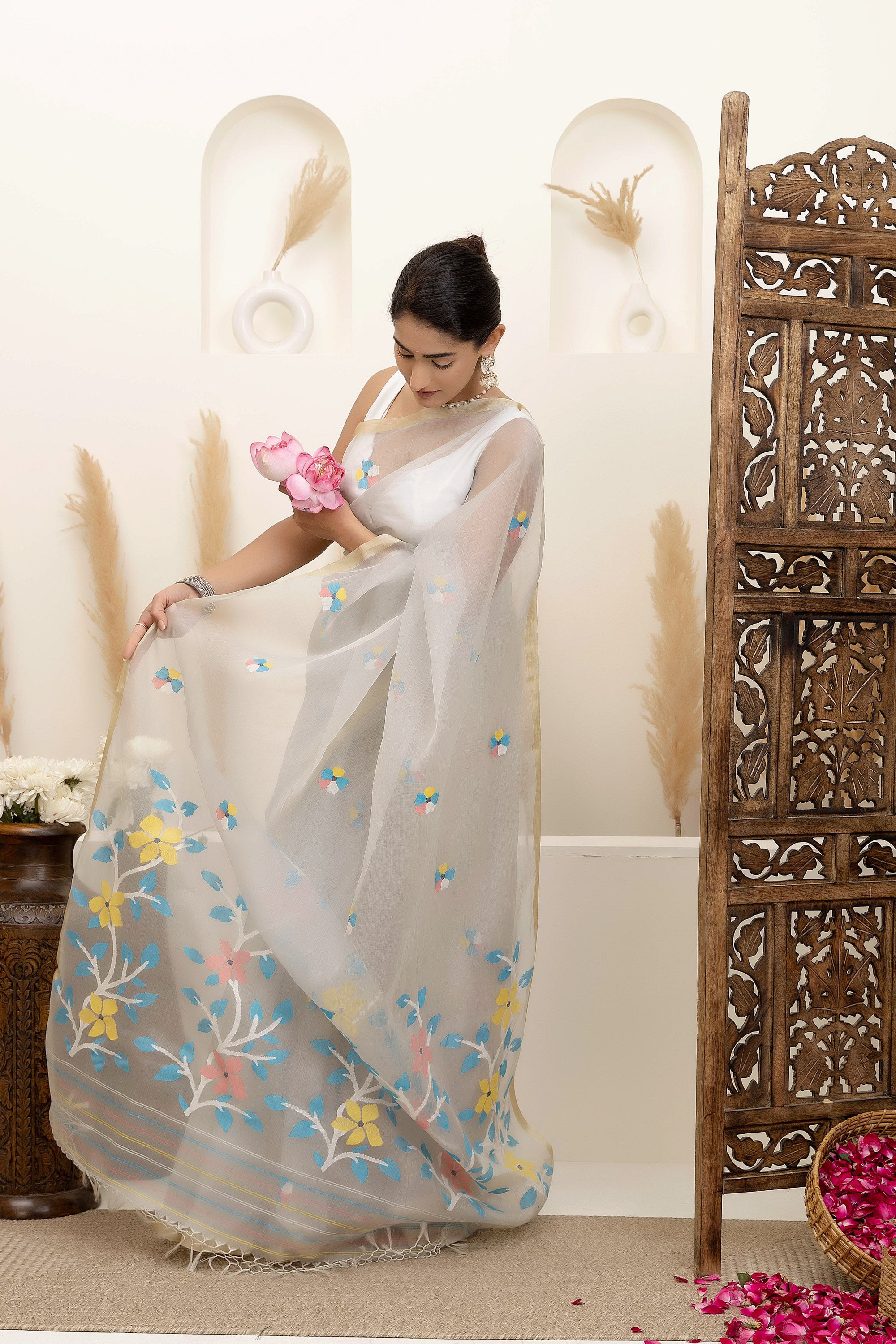 Jamdani Handloom pure mul silk off-white saree, with small bute all over and thread weave heavy pallu