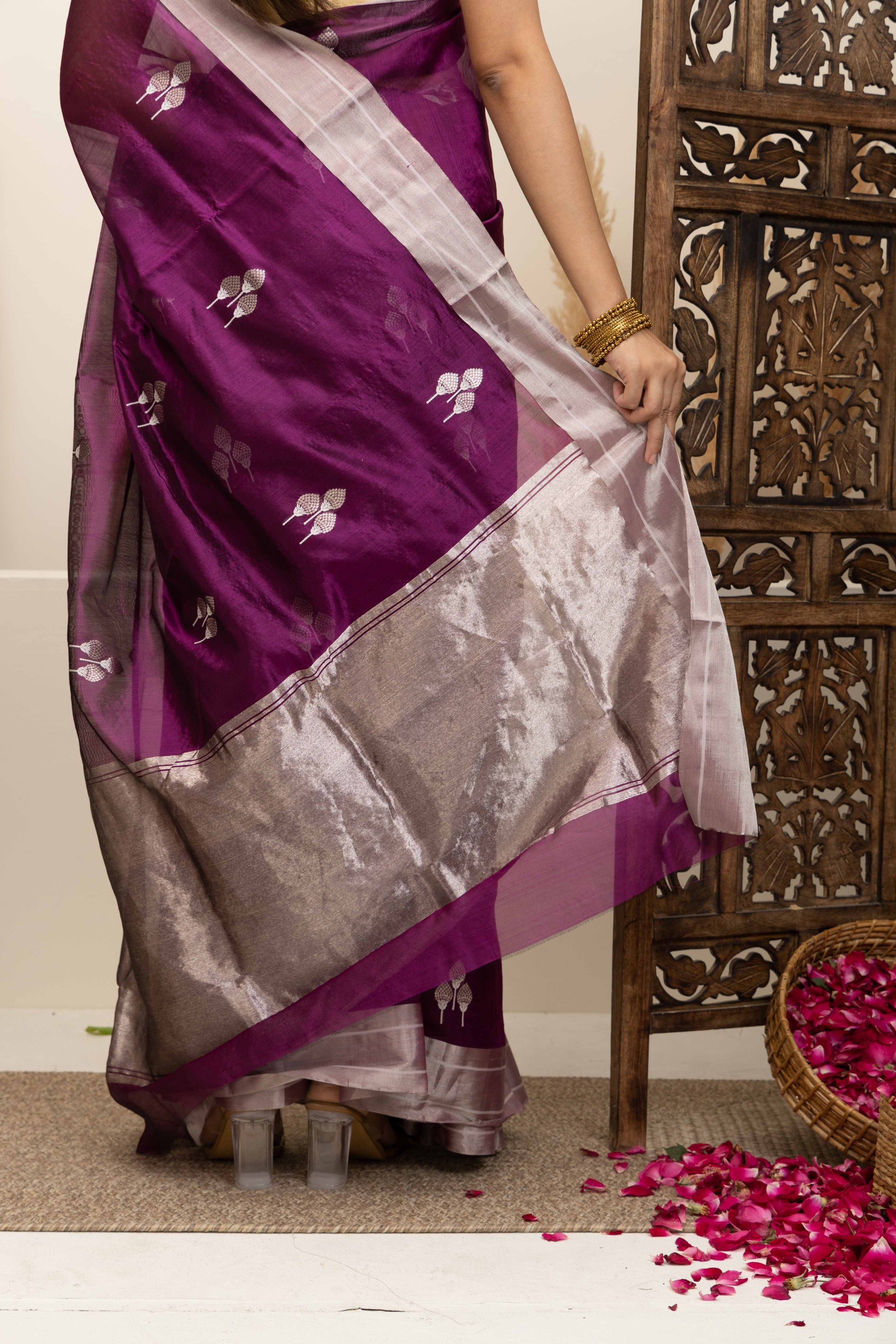 Chanderi handwoven pure silk deep magenta saree with large bute deign all over, zari, border and pallu