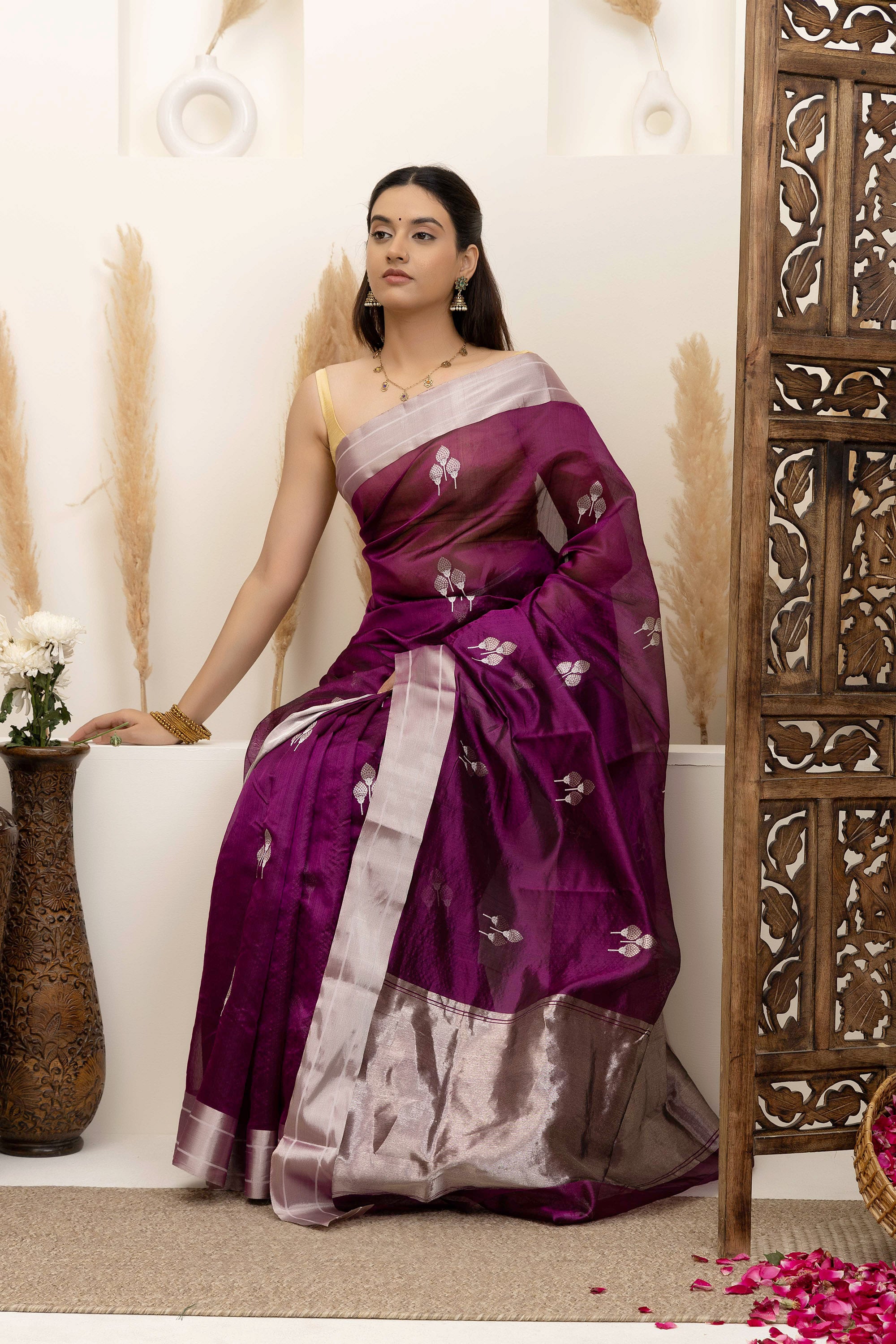 Chanderi handwoven pure silk deep magenta saree with large bute deign all over, zari, border and pallu