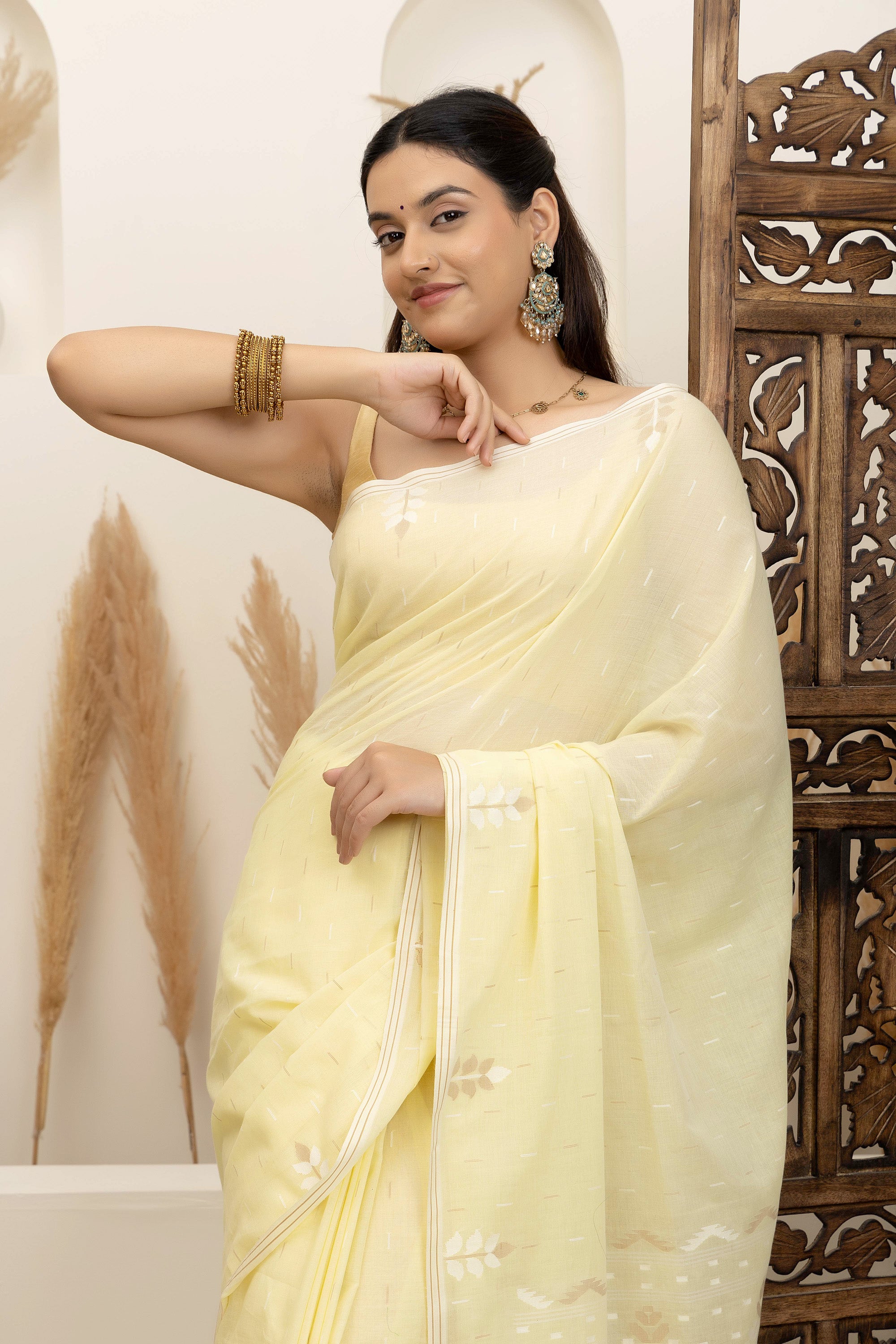 Jamdani Handloom pure fine cotton yellow saree, with small bute all over and thread weave heavy pallu