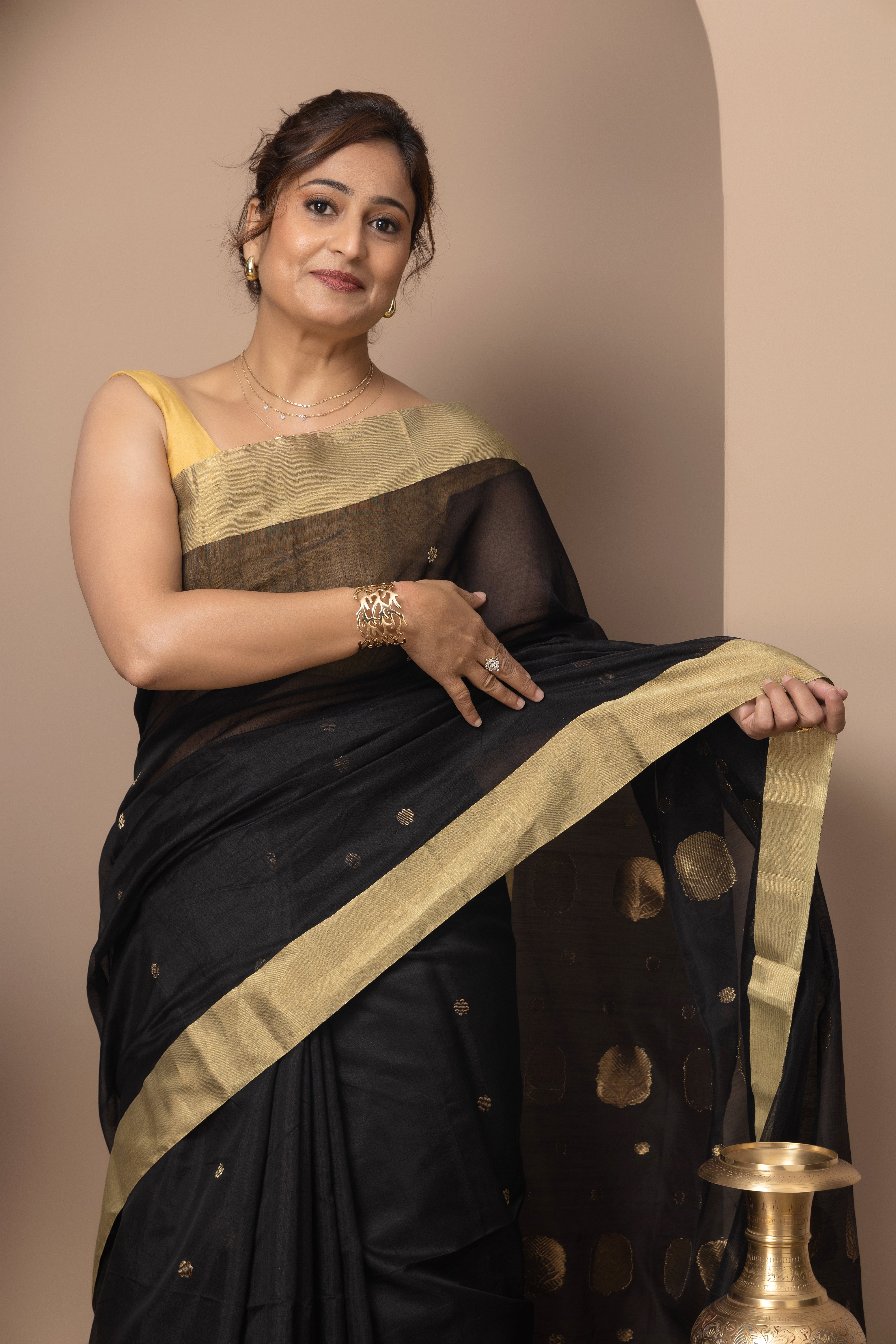 Chanderi handwoven pure pattu silk black colour saree