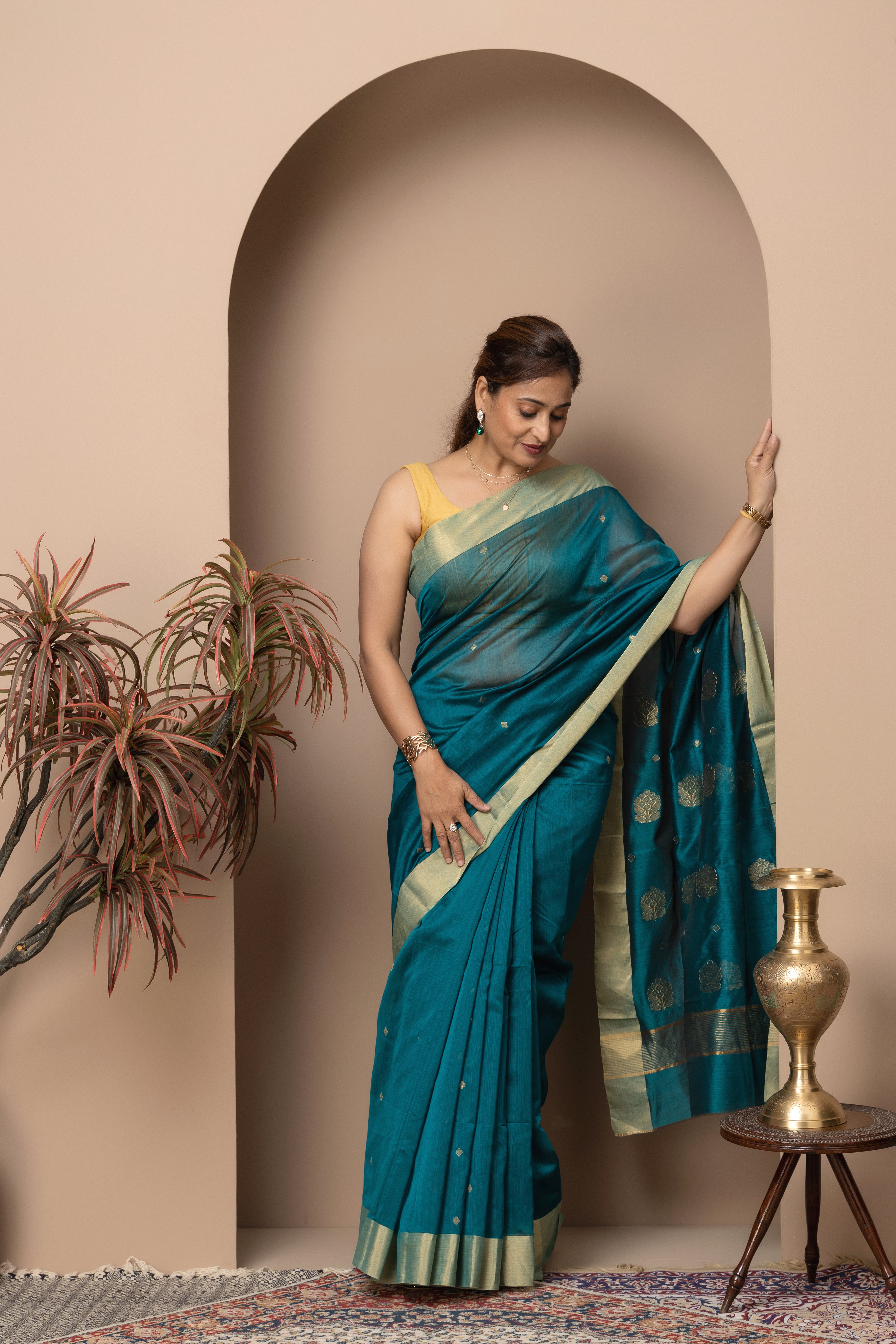 Chanderi handwoven pure pattu silk rama green colour saree