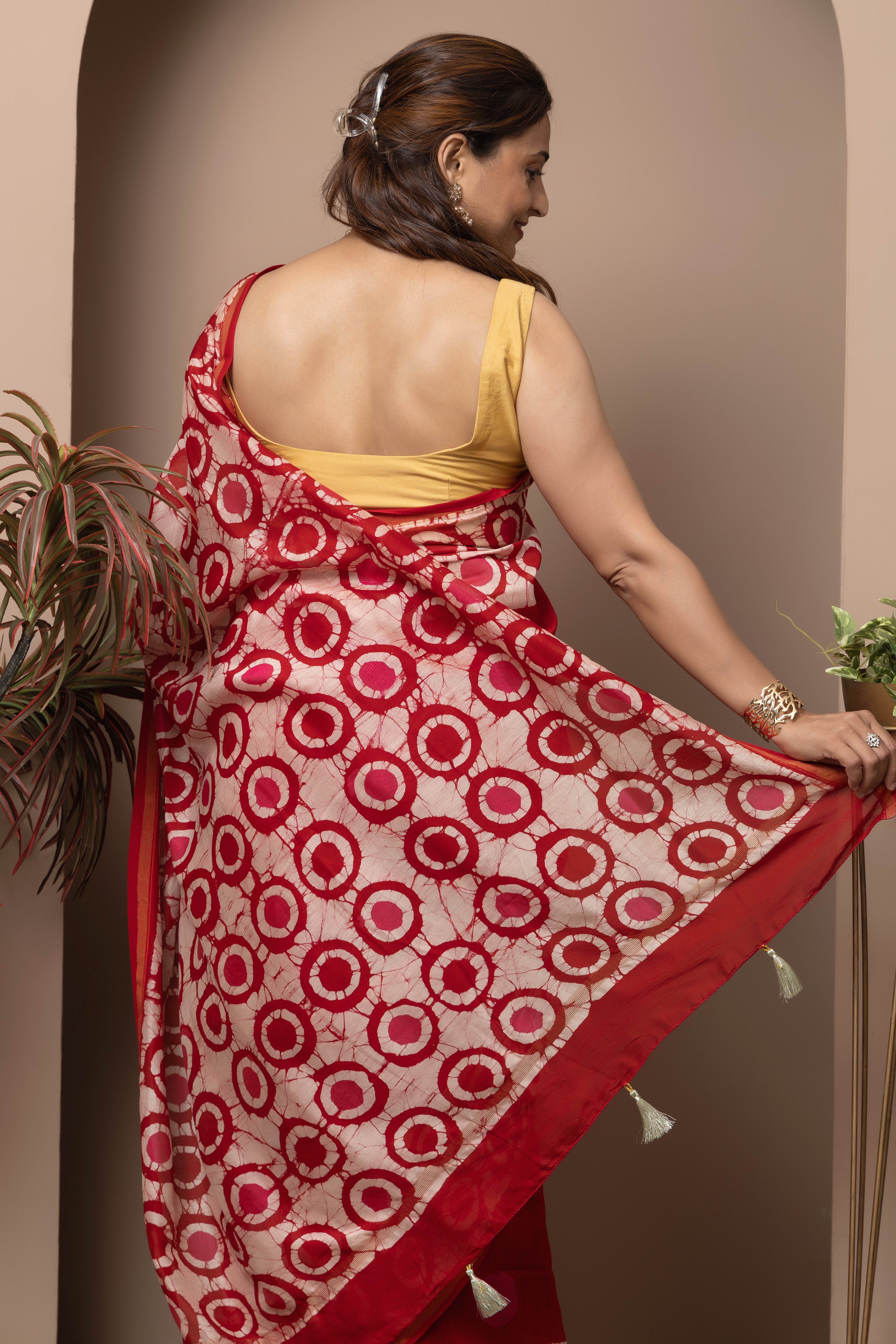 Chanderi cotton silk red batik dye saree