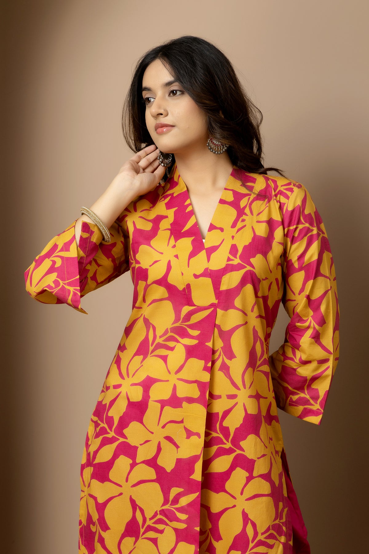 Rani Phool- Magenta and mustard floral kurta with rani pink straight pants