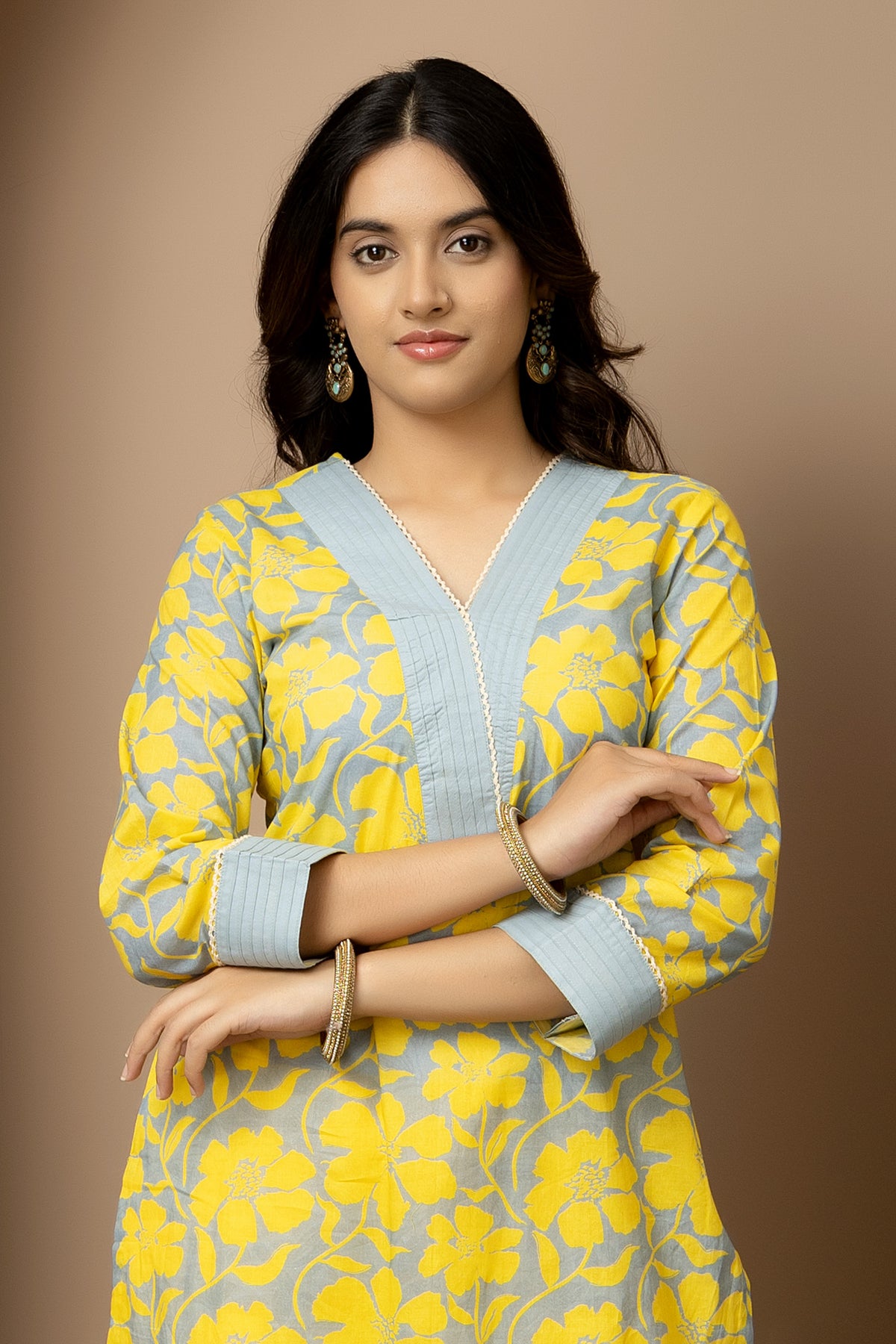Amaltas bloom- Grey and yellow flower print kurta