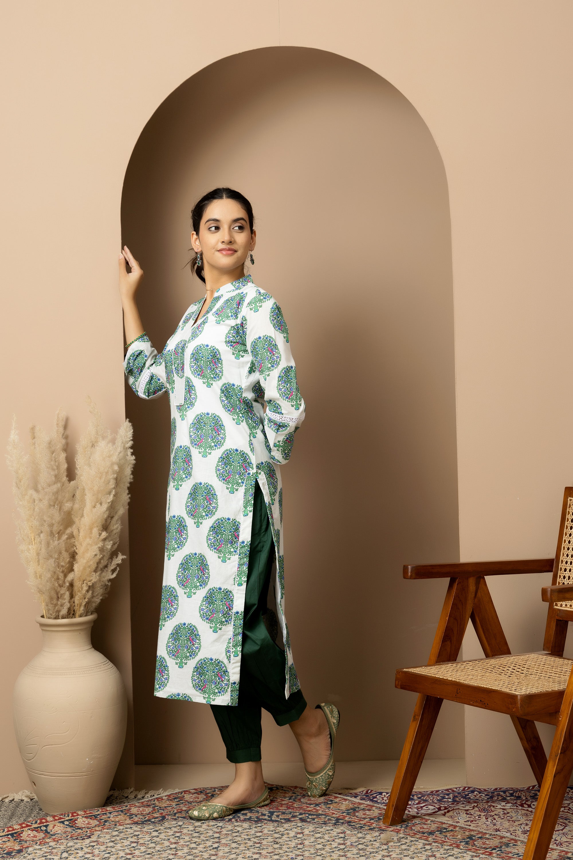Ivory forest Bloom - White cotton tree print kurta