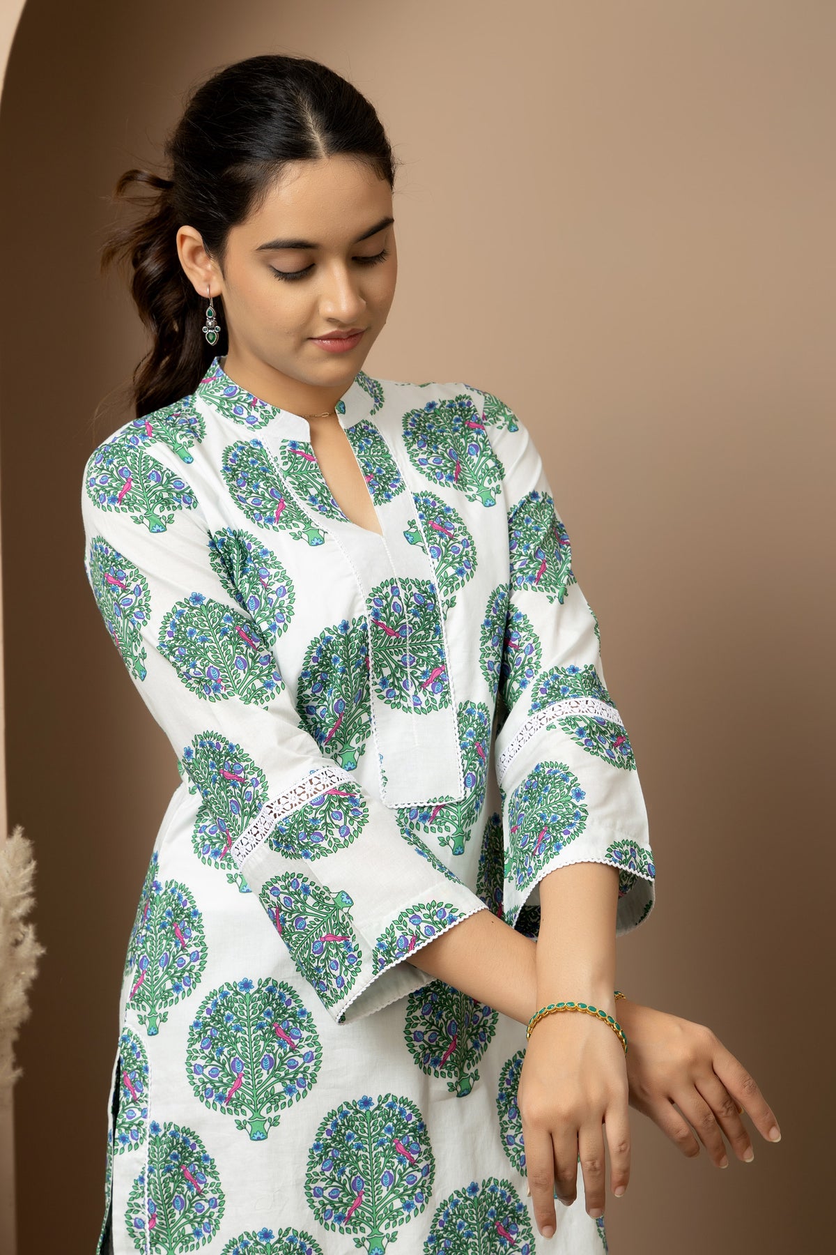 Ivory forest Bloom - White cotton tree print kurta