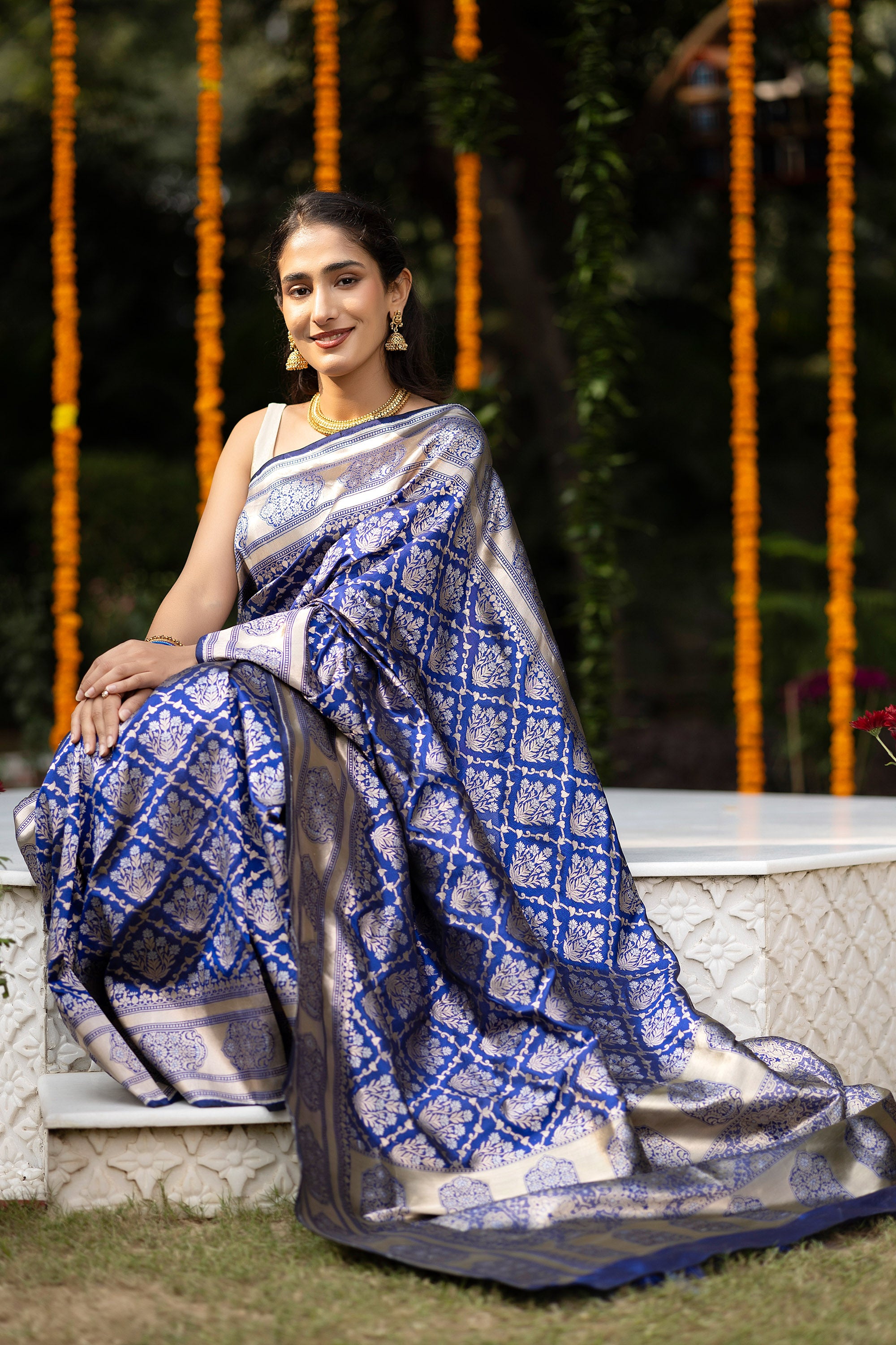 Banarasi Handloom rich blue pure silk saree with zari Jaal work