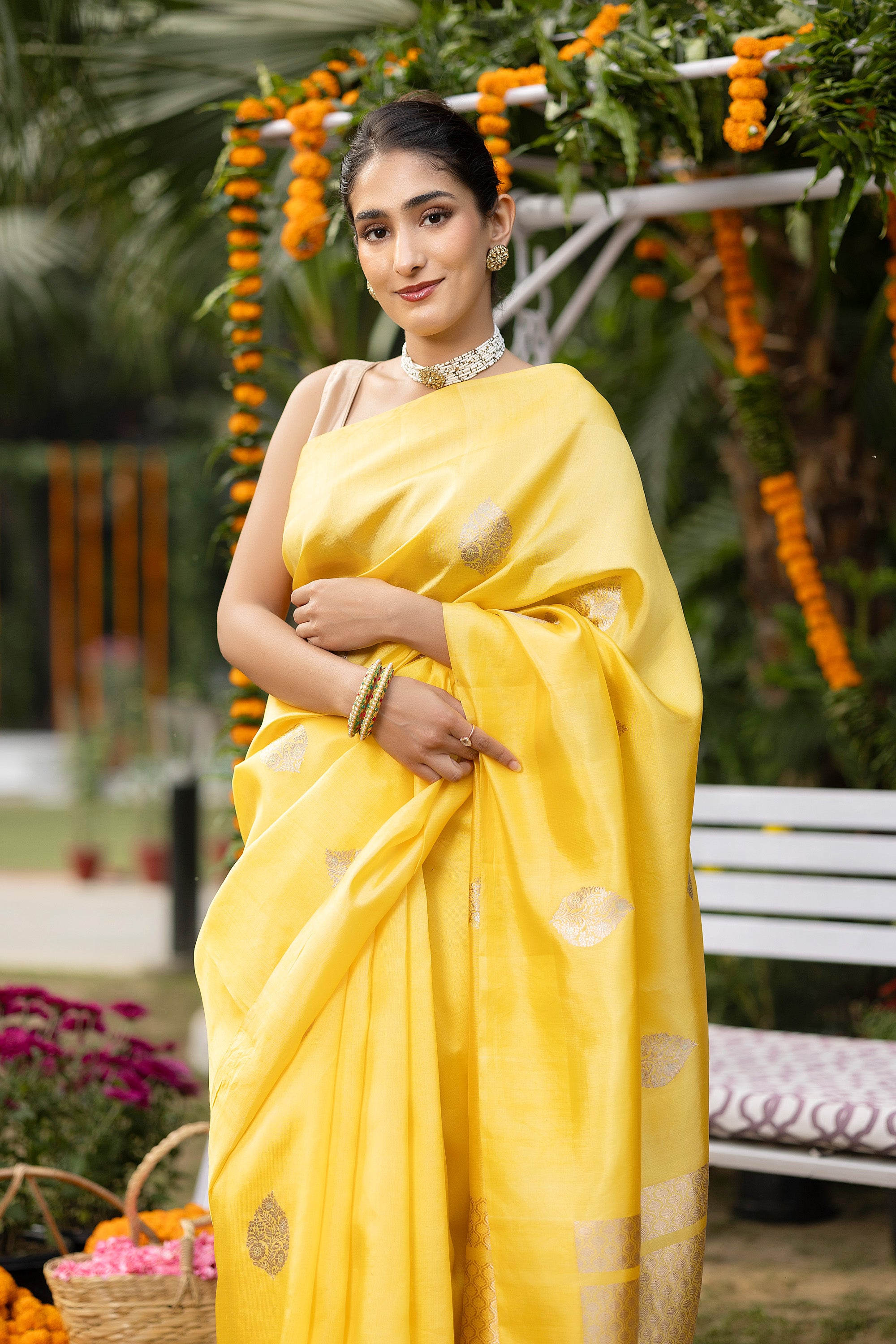 Banarasi handloom yellow pure silk saree with large zari Buti and zari pallu