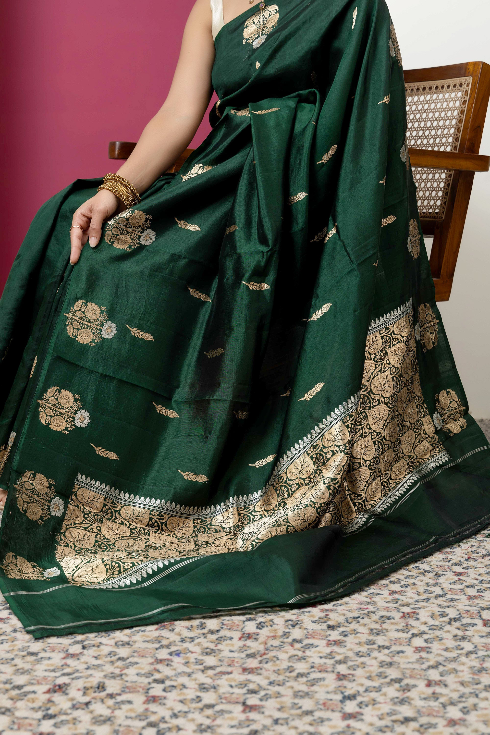 Banarasi Handloom deep bottle green pure silk saree with large bute on the border, bute all over and zari border