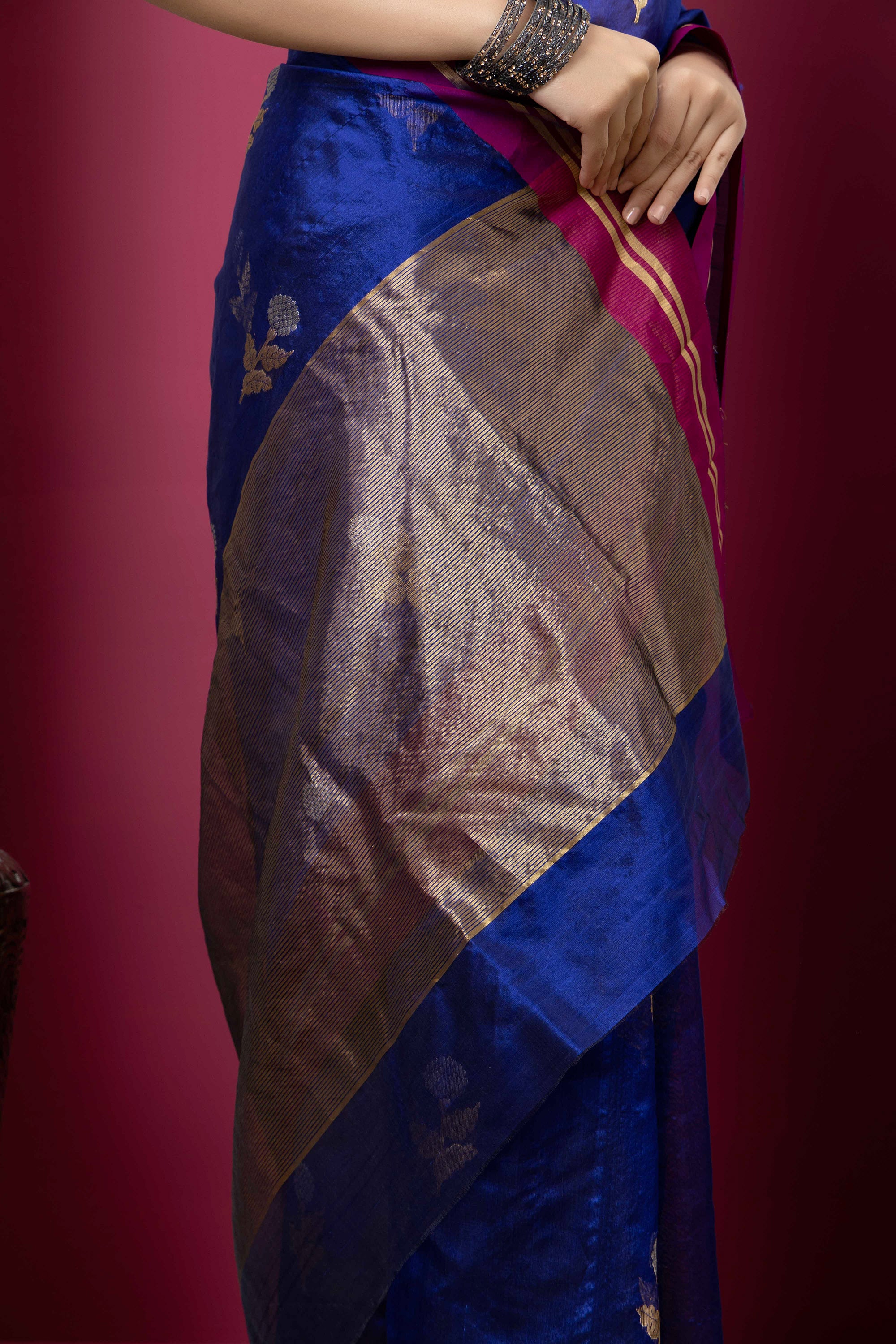 Chanderi handwoven pure silk deep purple saree with all-over large flower buta, contrast magenta border and zari pallu