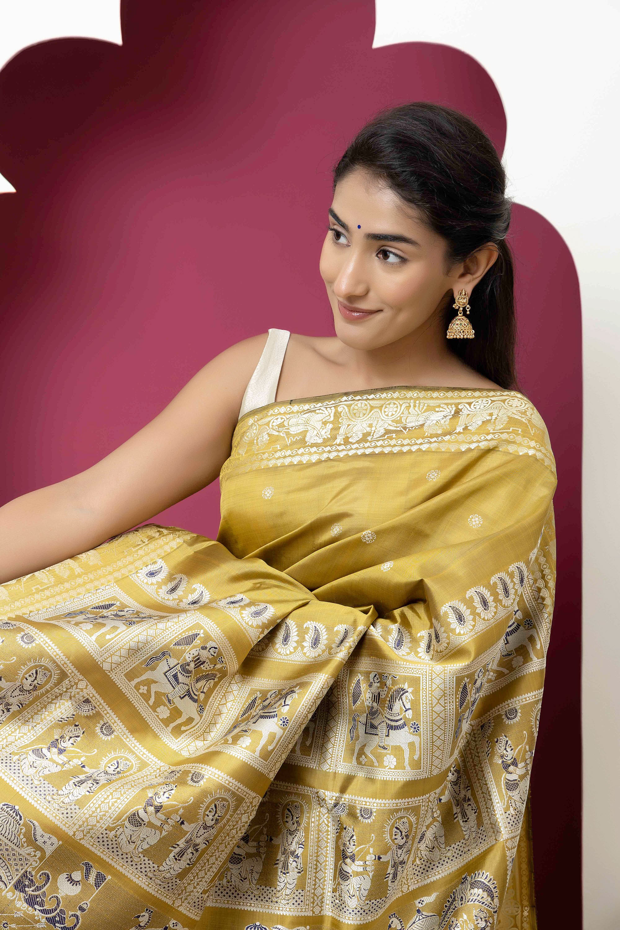 Baluchari handloom pure silk sari, with intricate weaving on border and pallu