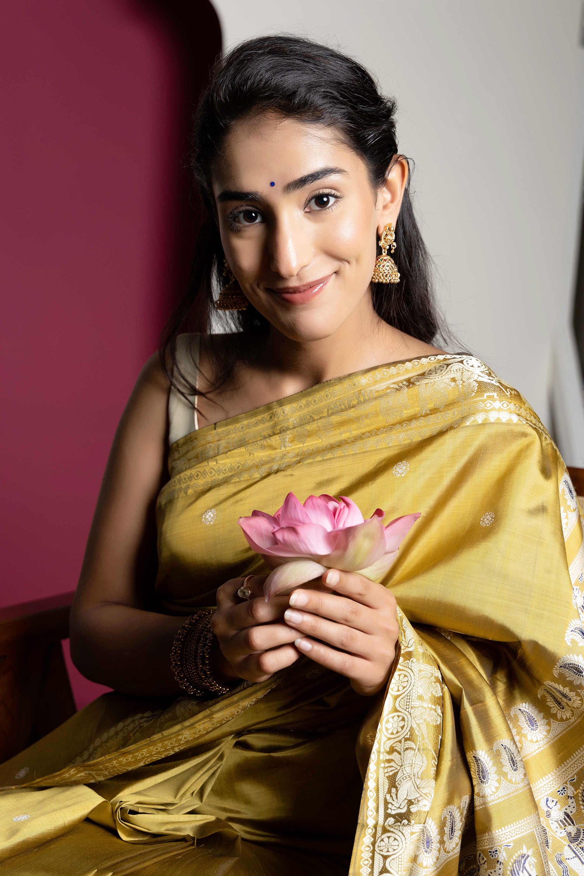 Baluchari handloom pure silk sari, with intricate weaving on border and pallu