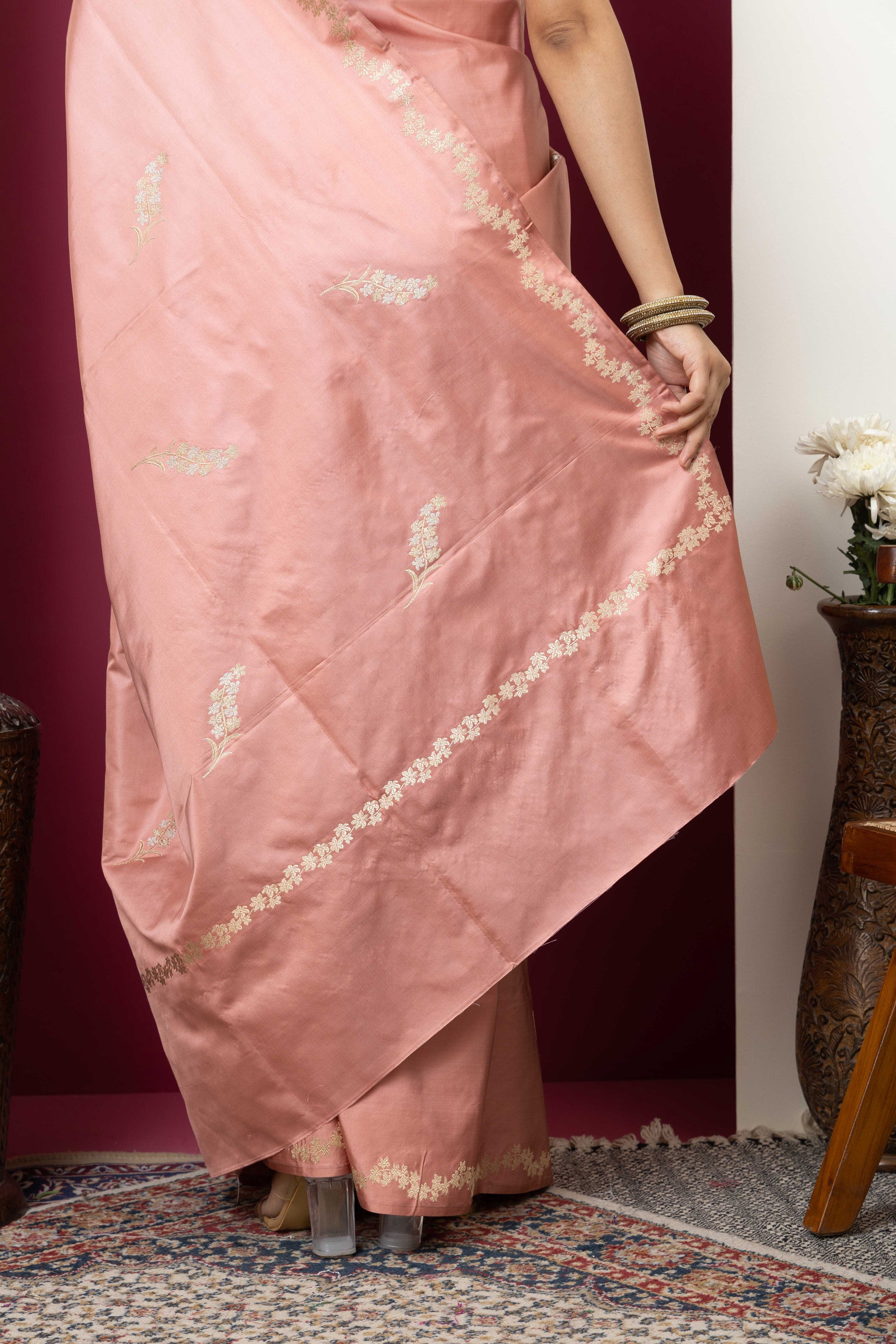 Banarasi Handloom rosewood pink pure Mashru Katan silk  saree with running vine adorned with flowers on the border, small bute all over and zari border