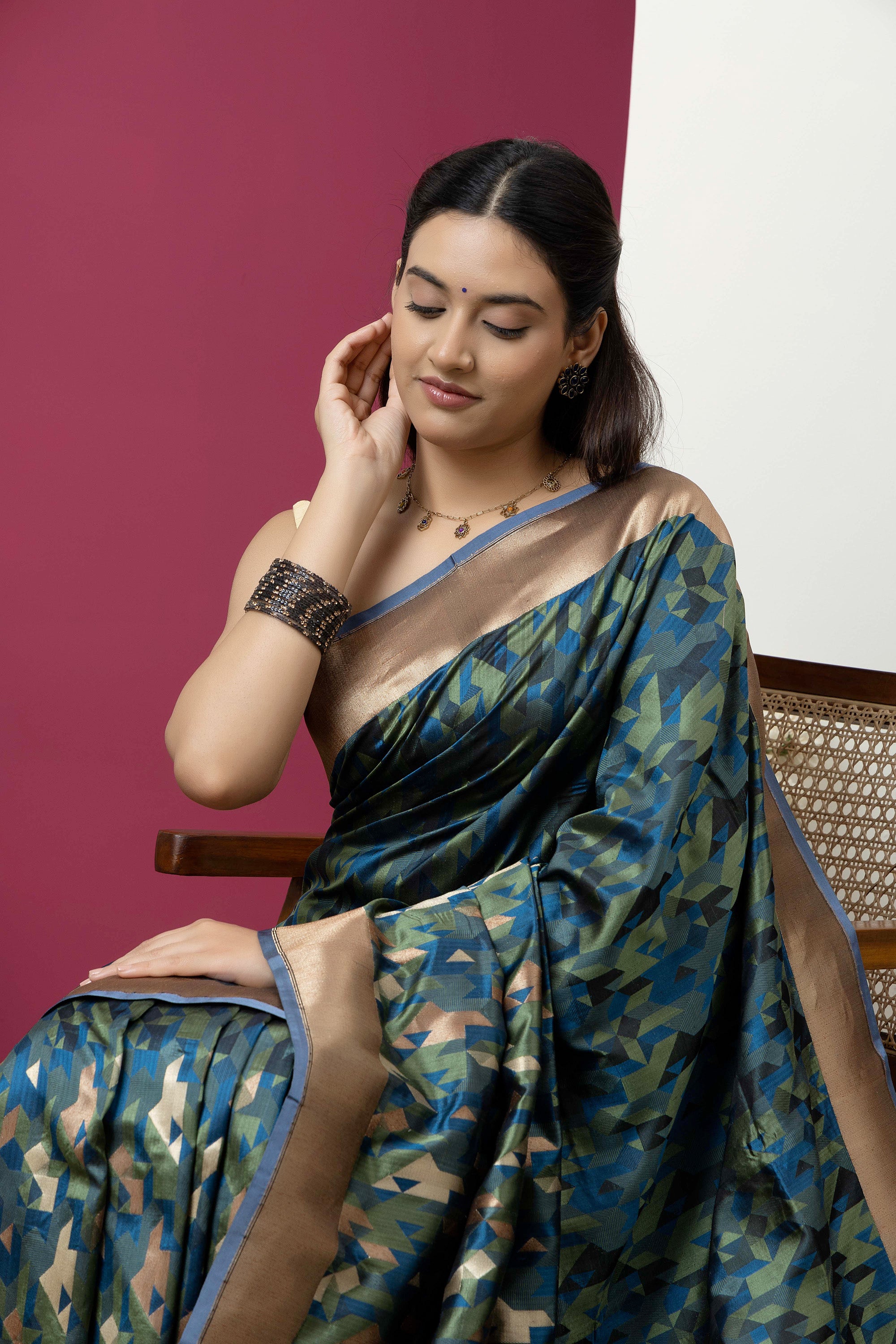 Banarasi pure silk rich Green Tanchui saree with intricate Resham weaving and some zari work