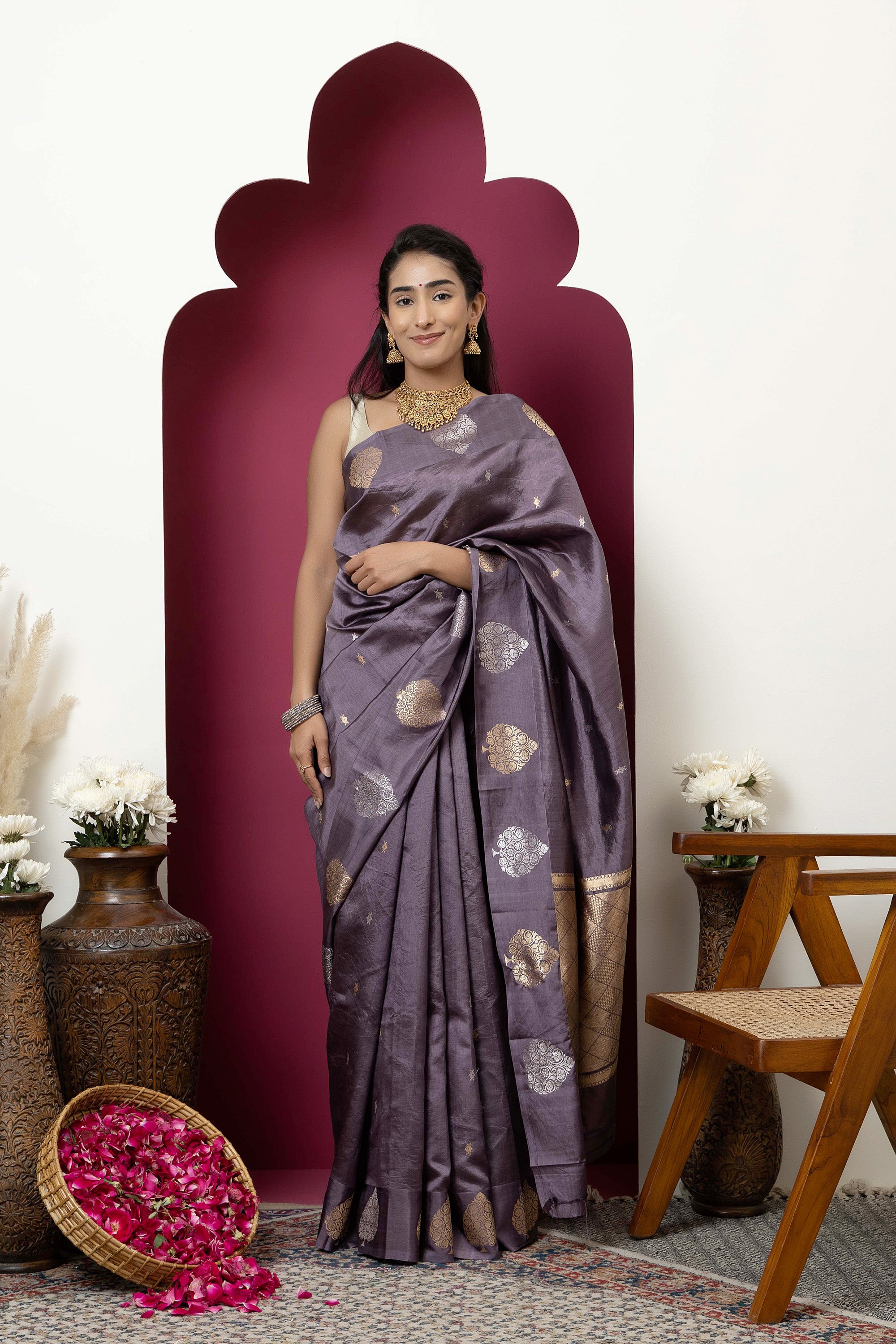Banarasi Handloom mauve-grey pure silk saree with large buta on the border, small bute all over and zari border