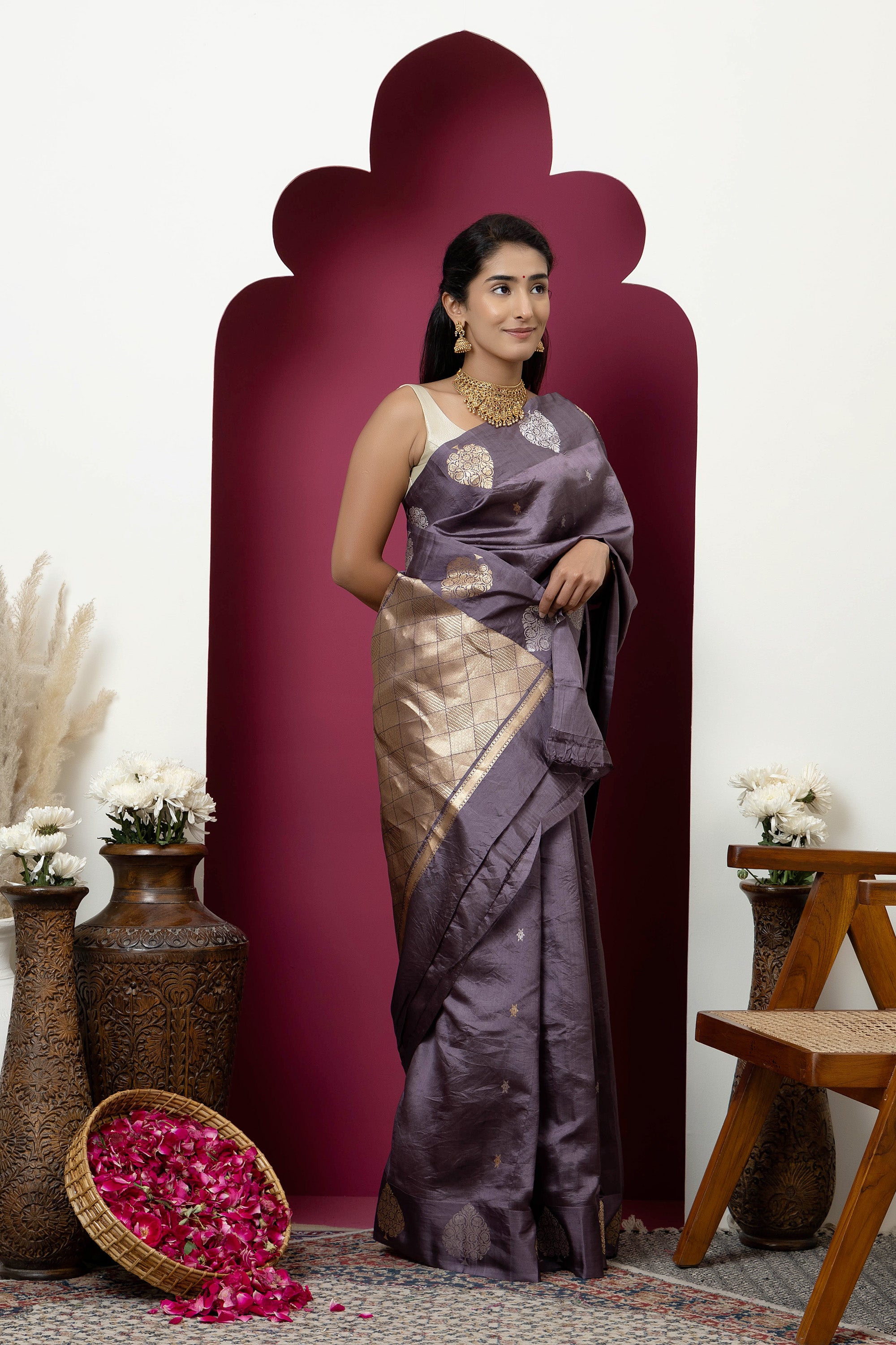 Banarasi Handloom mauve-grey pure silk saree with large buta on the border, small bute all over and zari border