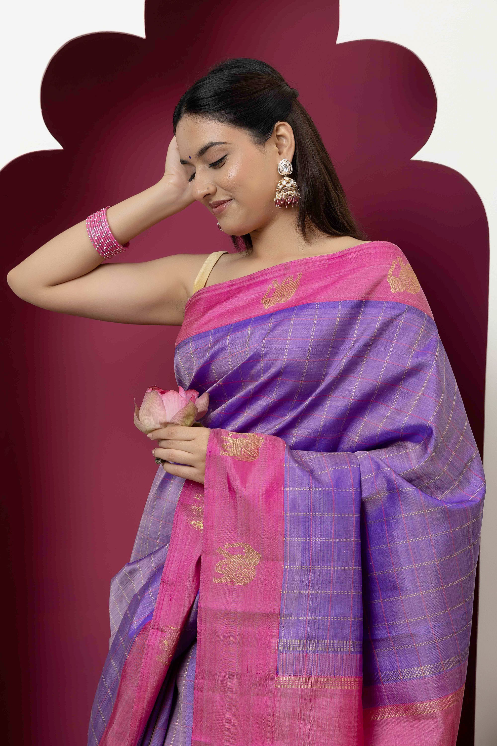 Kanjivaram handloom pure silk pure zari saree with lavender body and contrast pink border and pallu