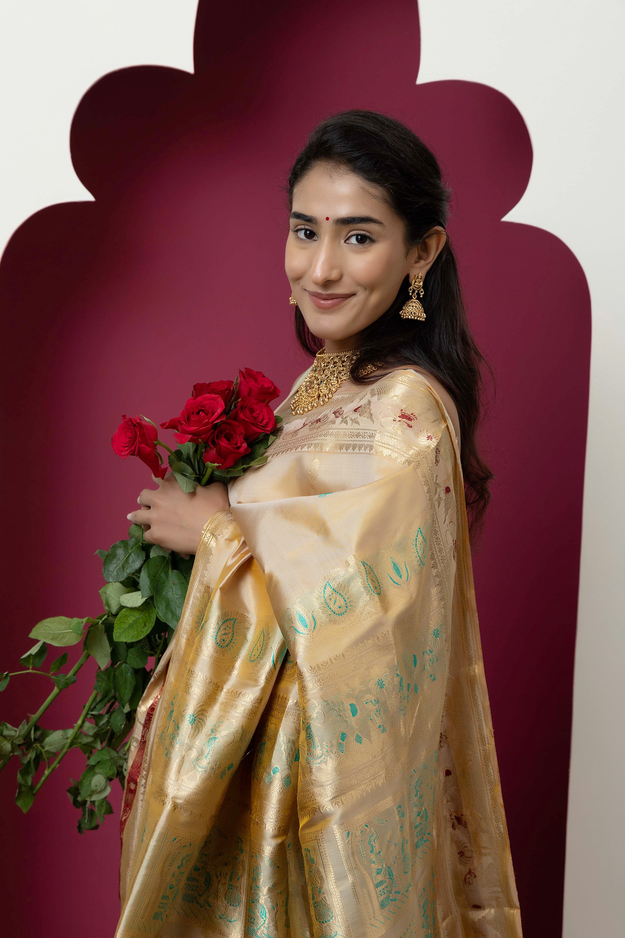 Baluchari handloom pure silk sari, with intricate weaving on border and pallu