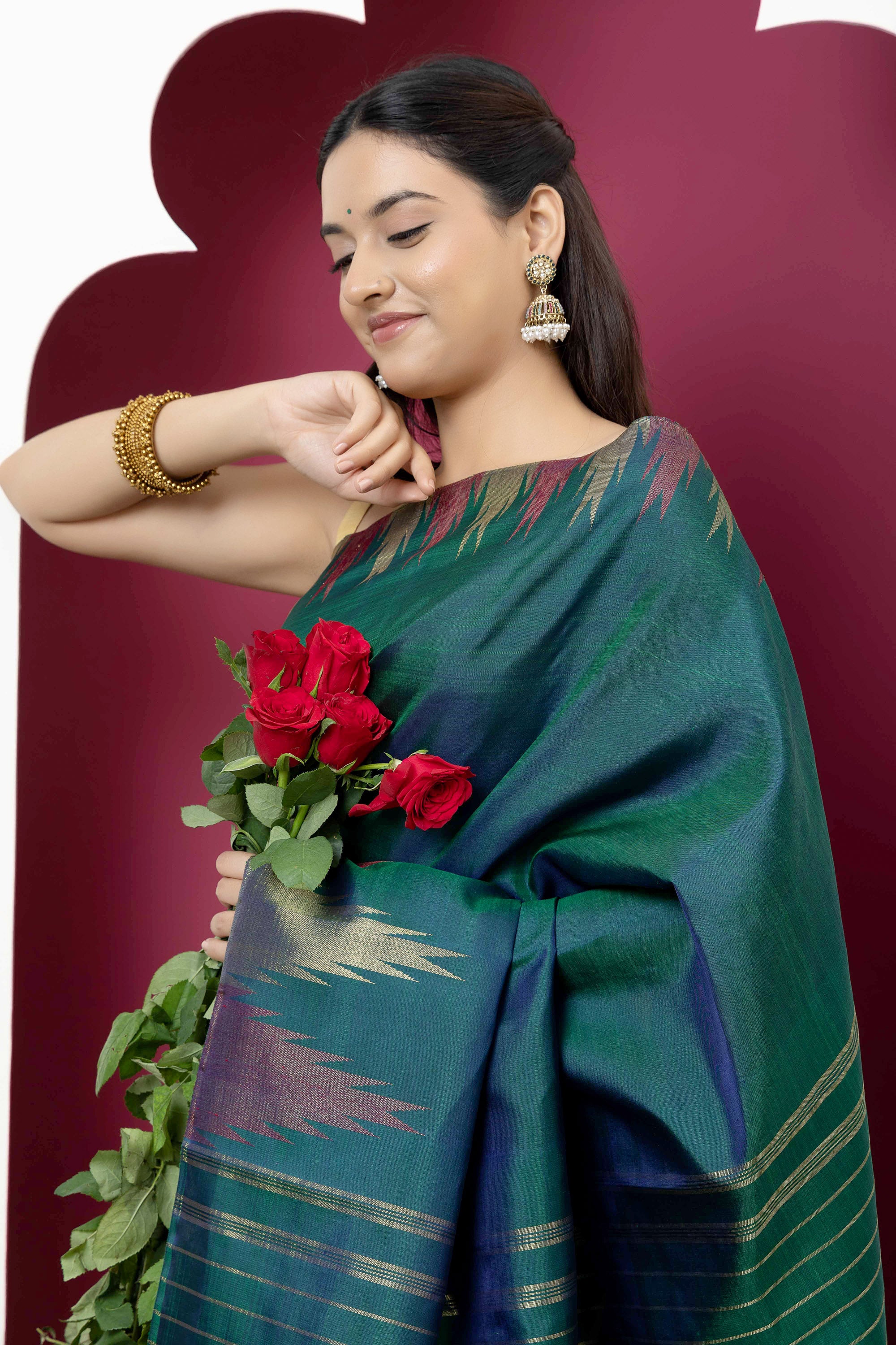 Kanjivaram handloom pure silk pure zari bottle green sari with zari on border and pallu