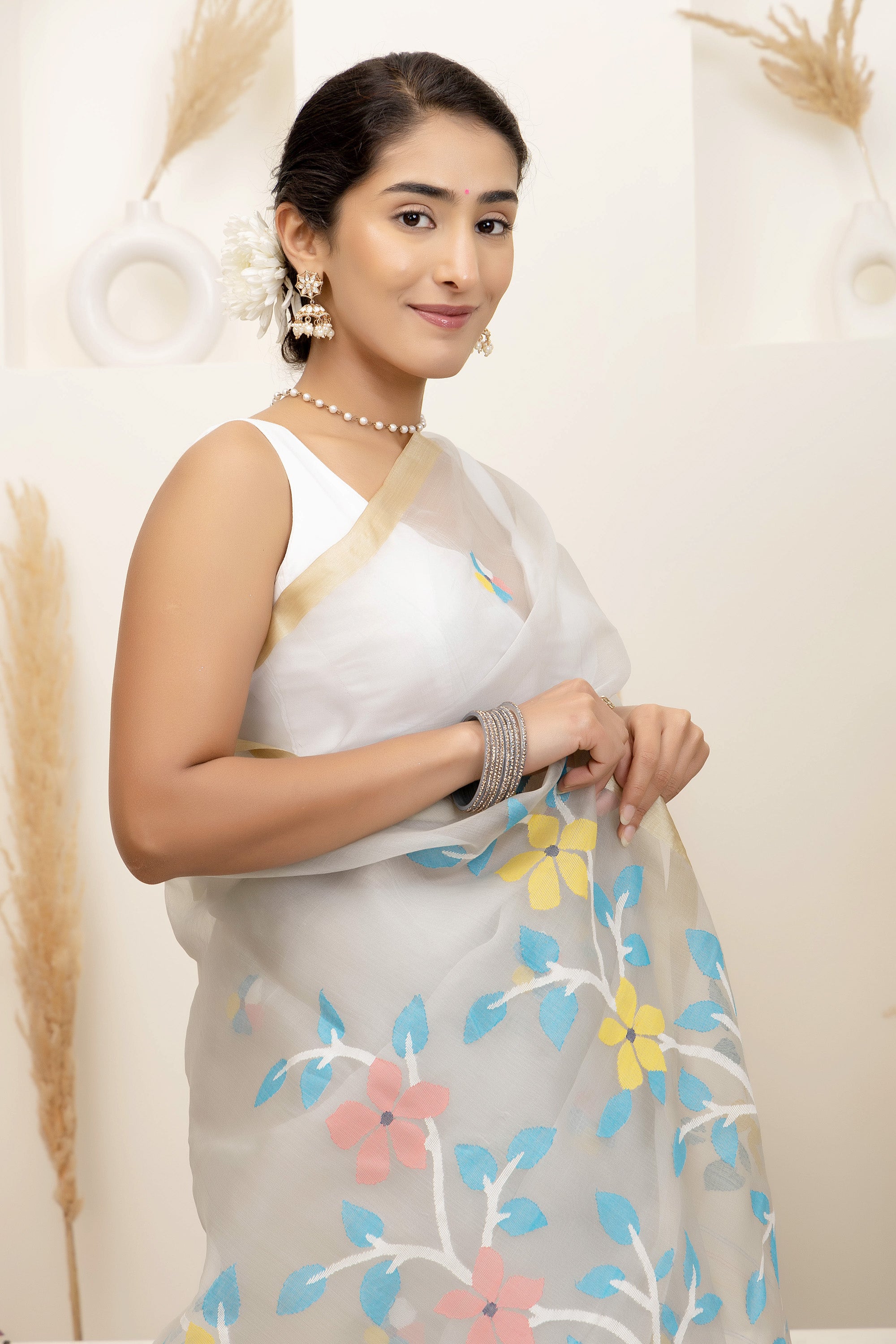 Jamdani Handloom pure mul silk off-white saree, with small bute all over and thread weave heavy pallu