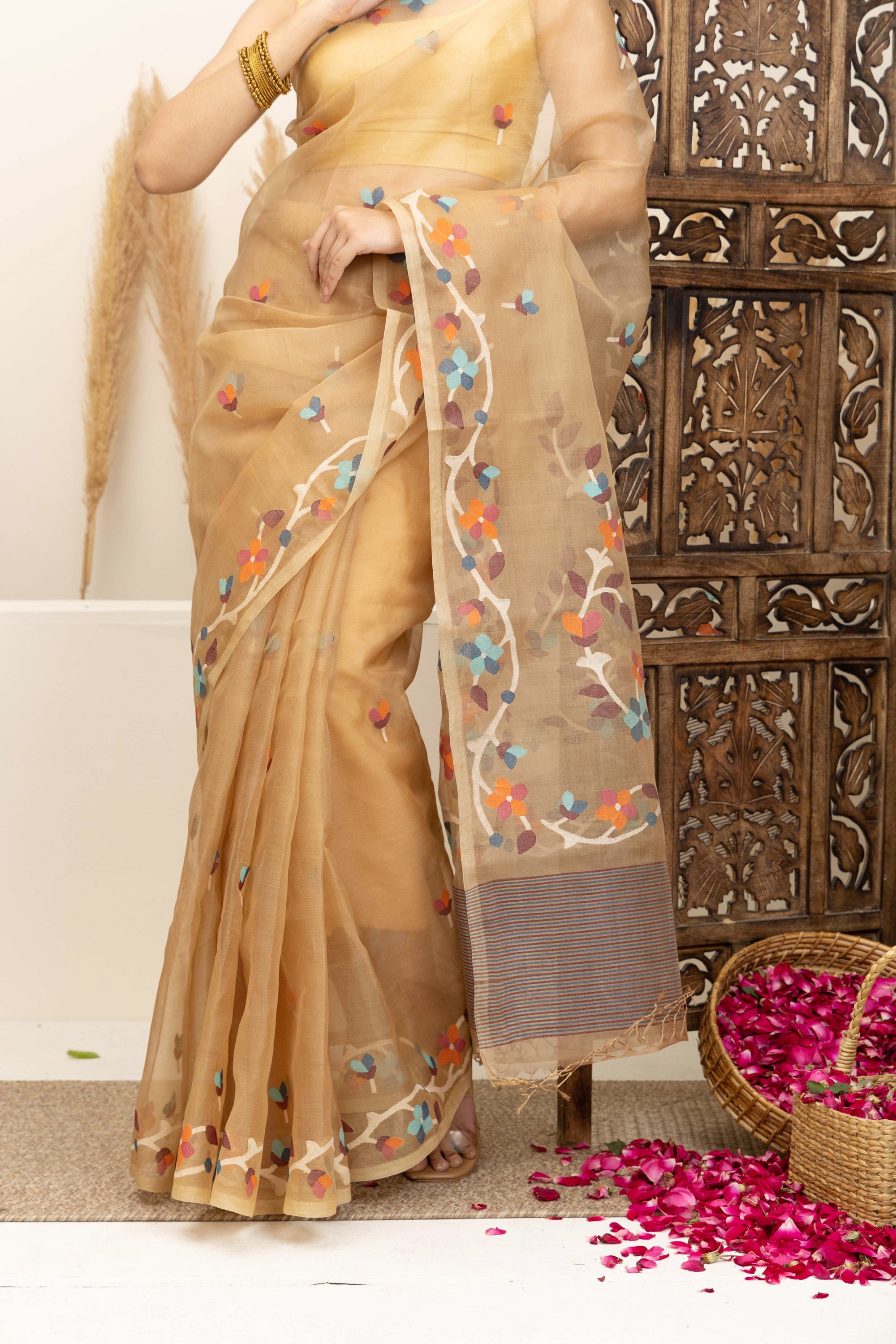 Jamdani Handloom pure mul silk light beige -off-white saree, with small bute all over and flower wine and flowers on the border and pallu