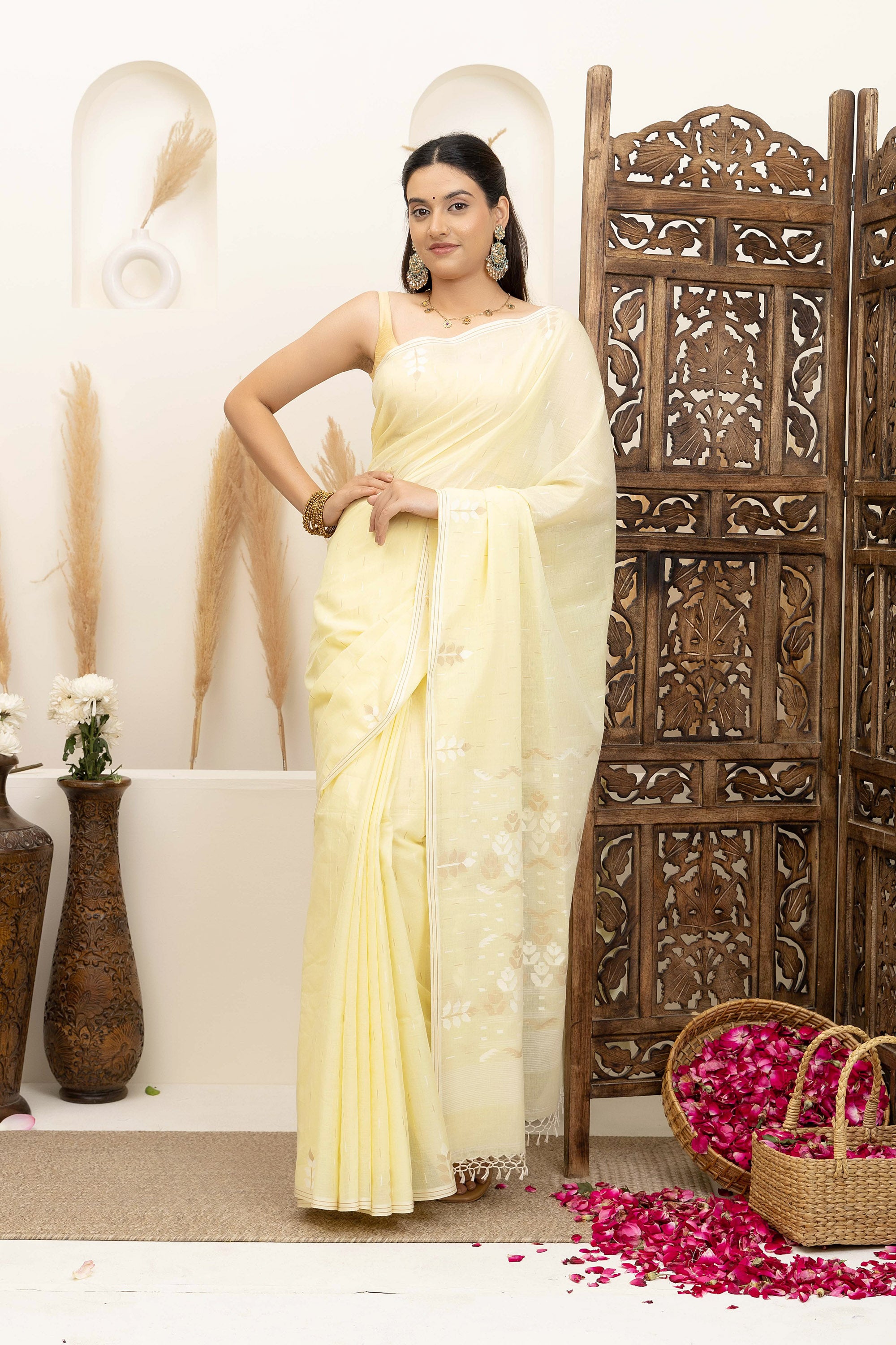 Jamdani Handloom pure fine cotton yellow saree, with small bute all over and thread weave heavy pallu